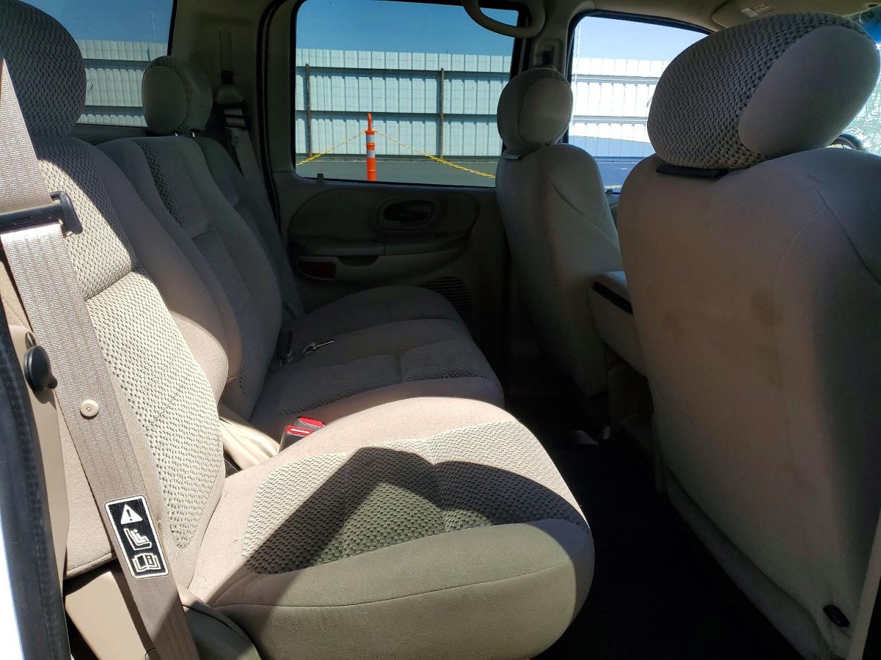 2002 Ford F150 Supercrew White vin: 1FTRW07662KC96987