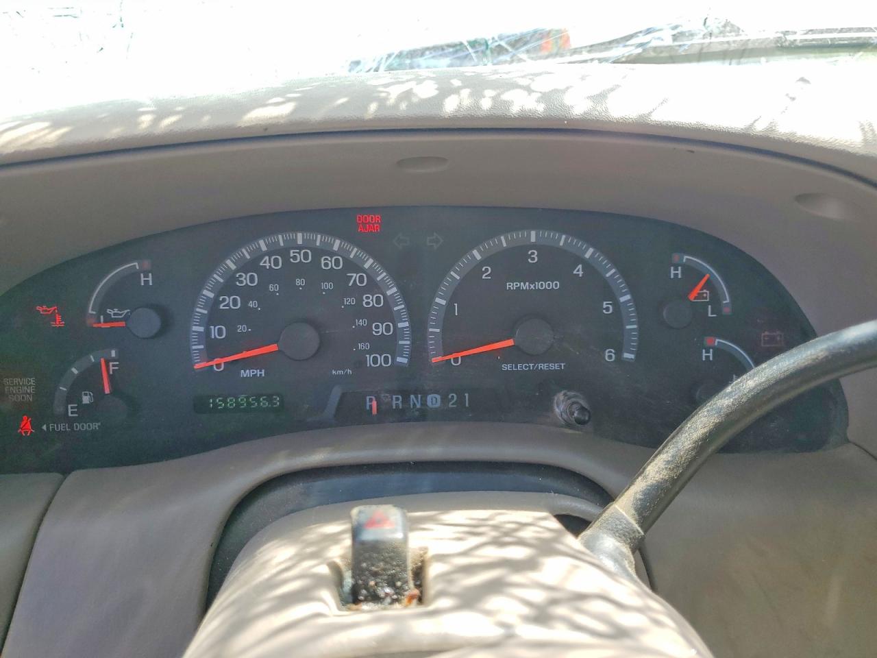 2002 Ford F150 Supercrew White vin: 1FTRW07662KC96987