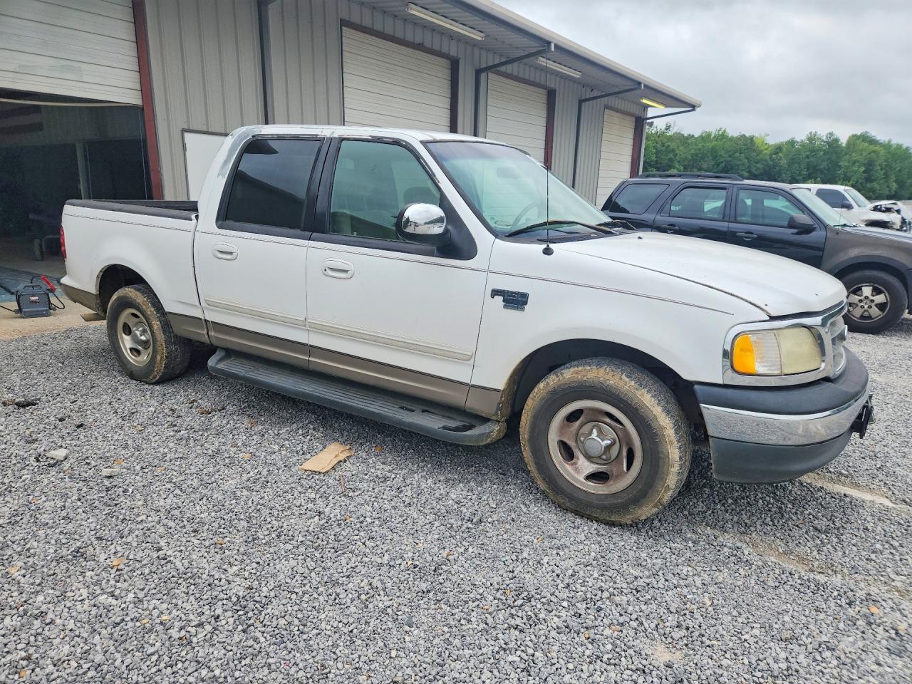 2001 Ford F150 Supercrew Белый vin: 1FTRW07671KB98422