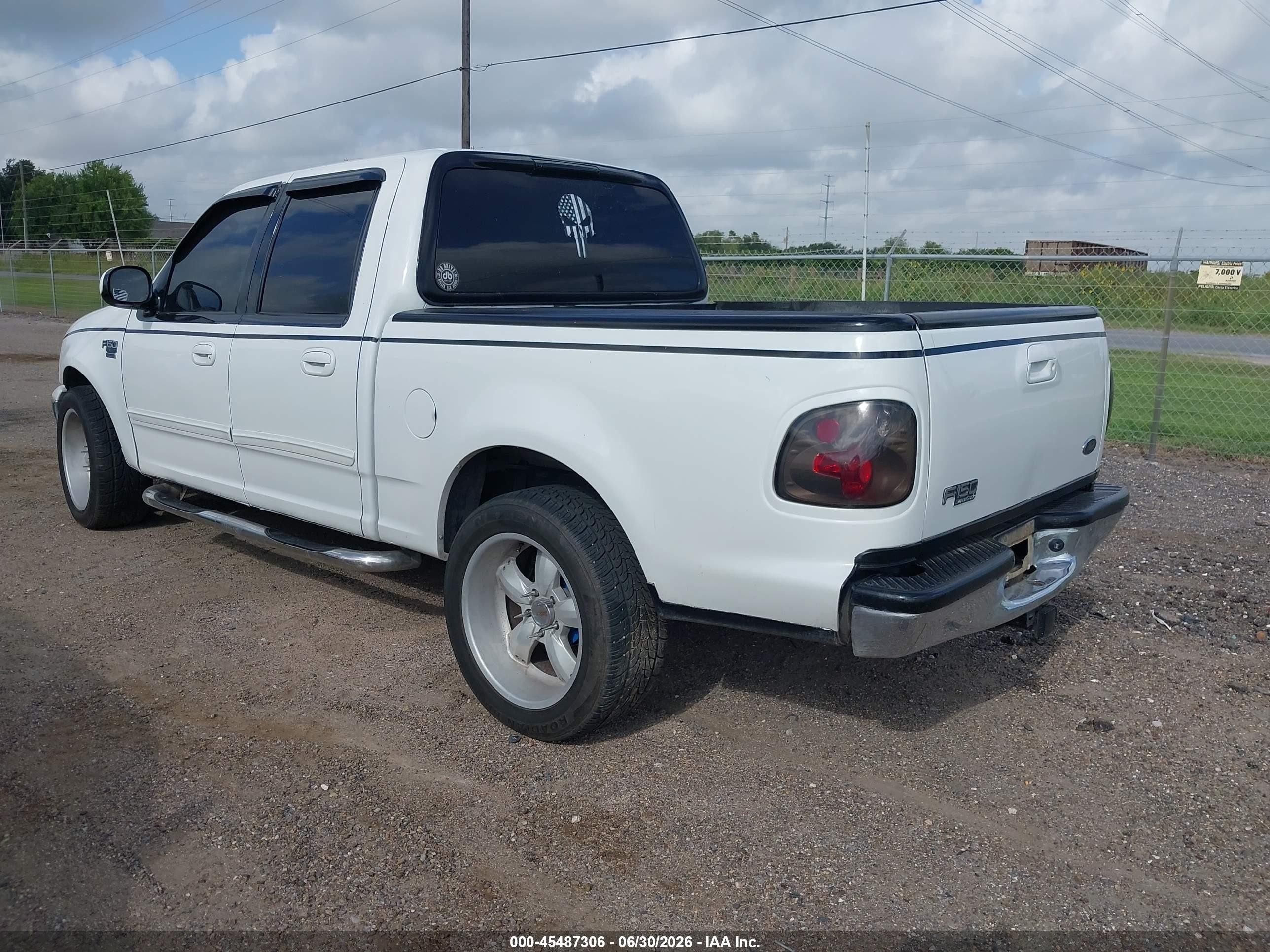 2003 Ford F-150 Lariat/xlt White vin: 1FTRW07673KA30654