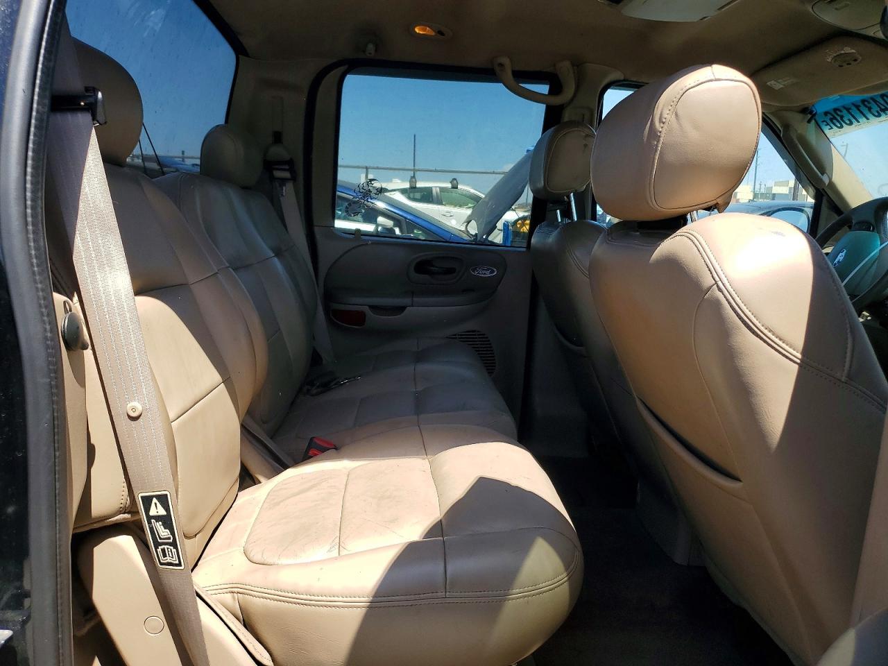 2002 Ford F150 Supercrew Black vin: 1FTRW07682KD79160
