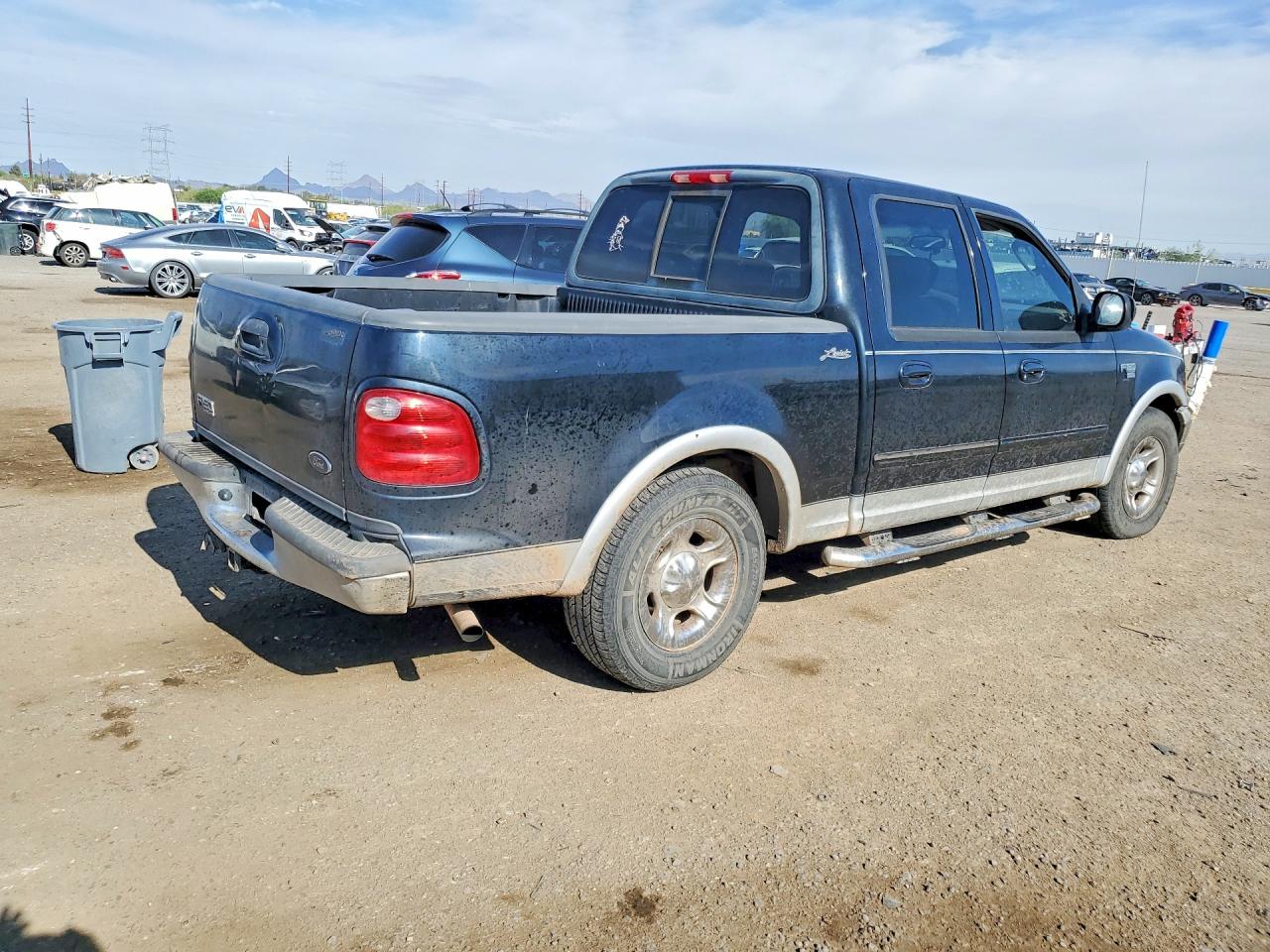 2002 Ford F150 Supercrew Black vin: 1FTRW07682KE41060