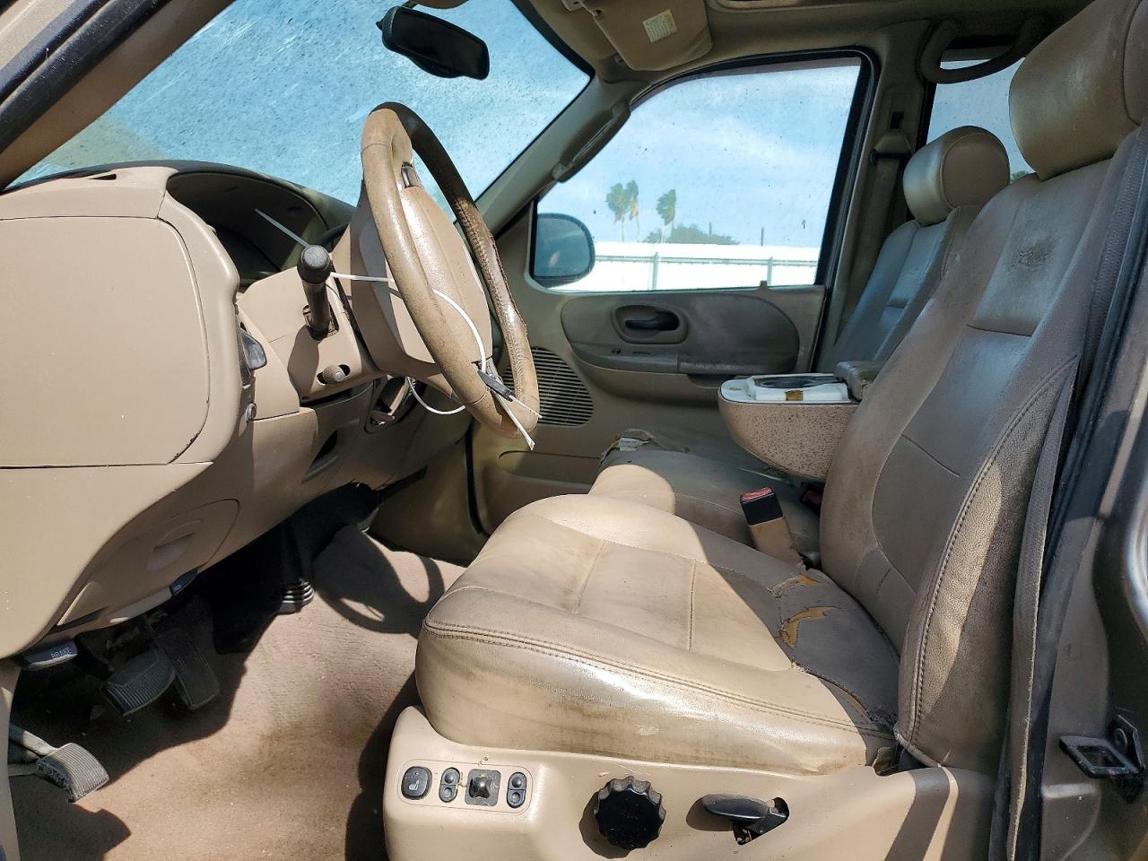 2003 Ford F150 Supercrew Tan vin: 1FTRW07683KA45678