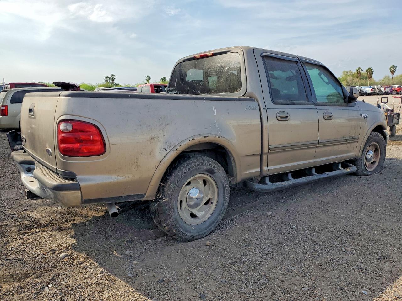 2003 Ford F150 Supercrew Tan vin: 1FTRW07683KA45678