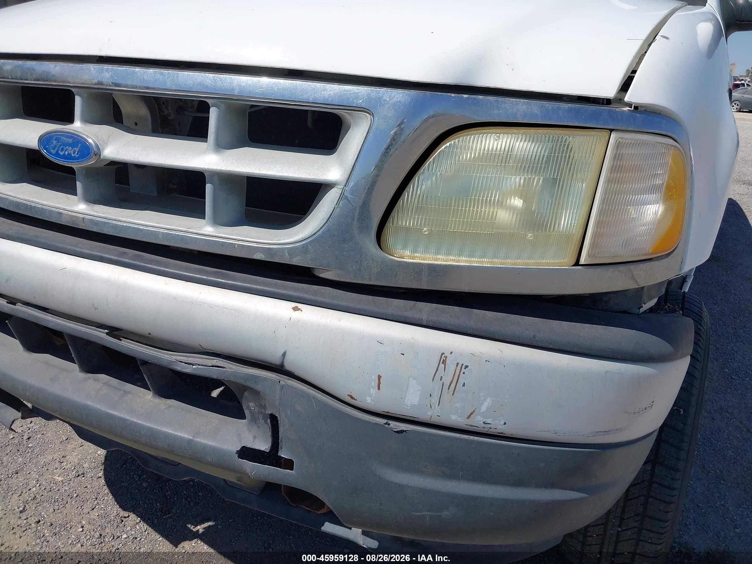 2003 Ford F-150 Lariat/xlt White vin: 1FTRW07683KB21285