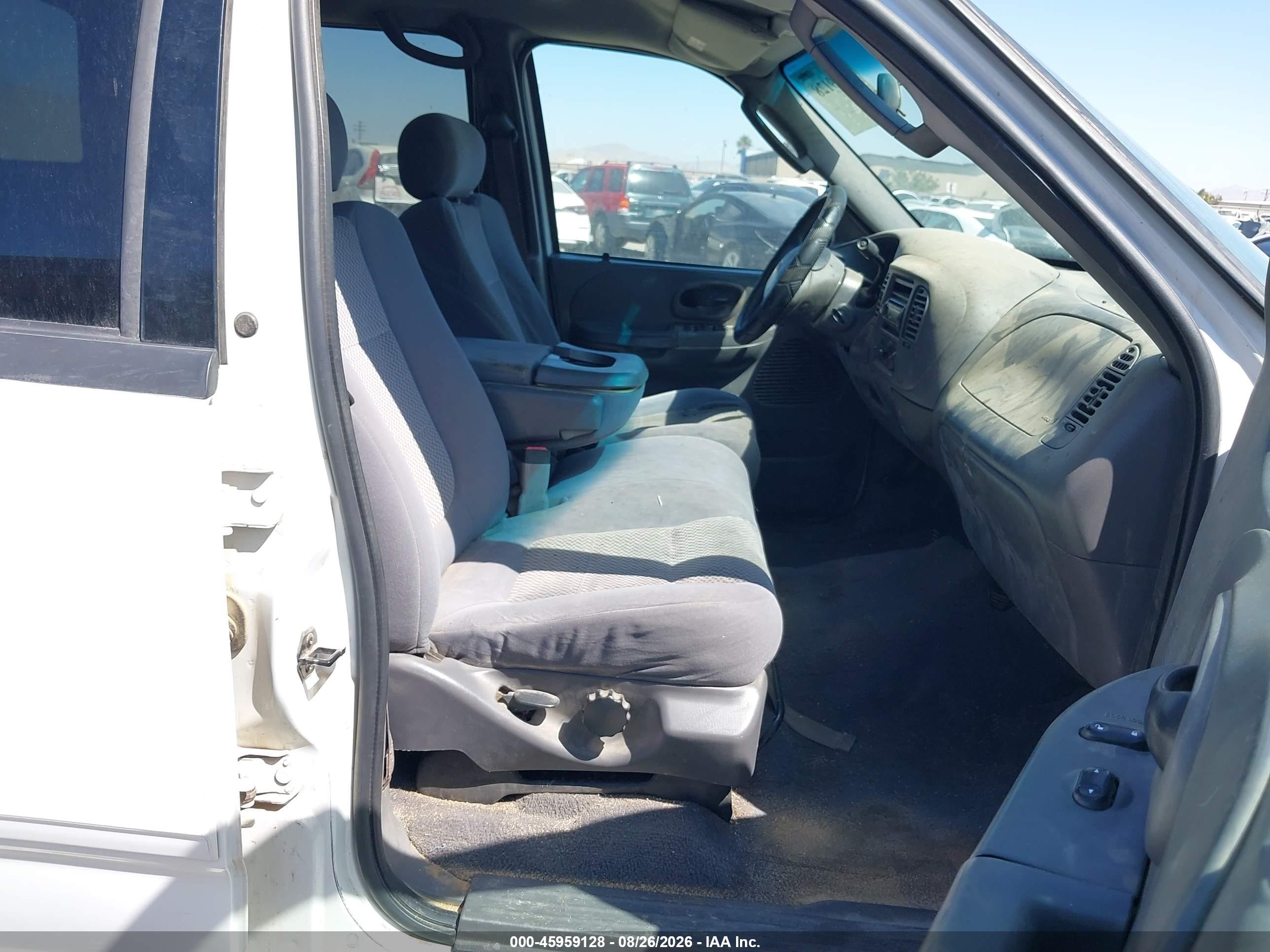 2003 Ford F-150 Lariat/xlt White vin: 1FTRW07683KB21285