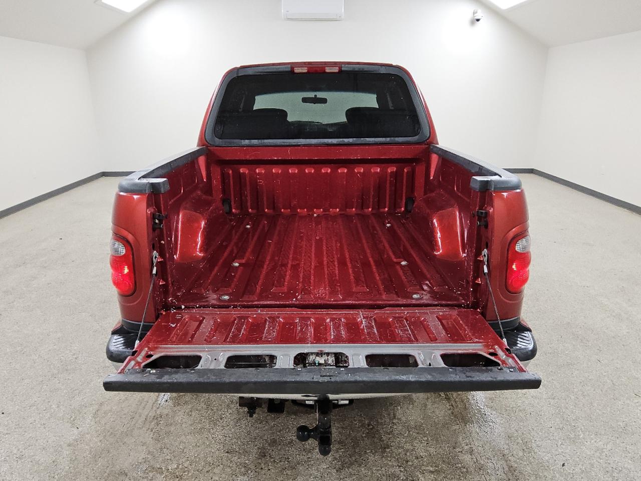 2002 Ford F150 Supercrew Бордовый vin: 1FTRW07692KB56996 Damage: Inside Bed, Multiple Scratches Heavy, 3