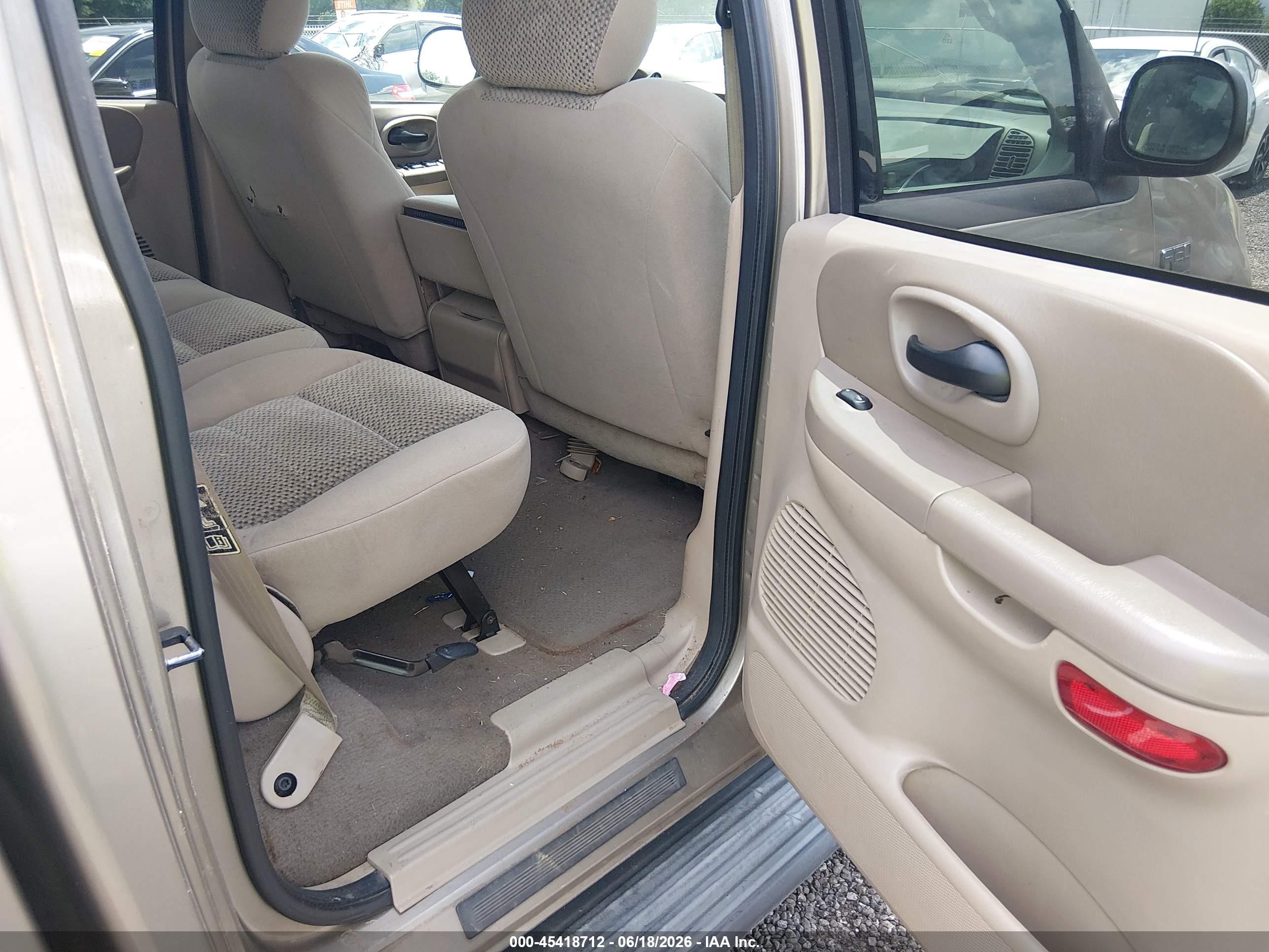 2002 Ford F-150 Lariat/xlt Золотой vin: 1FTRW07L02KC12992