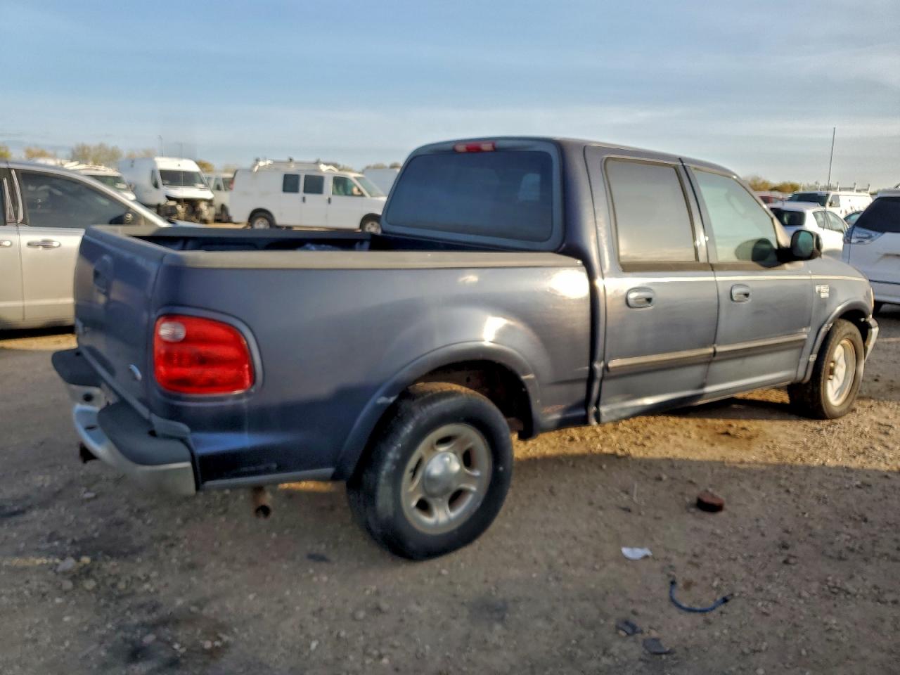 2003 Ford F150 Blue vin: 1FTRW07L03KD83582