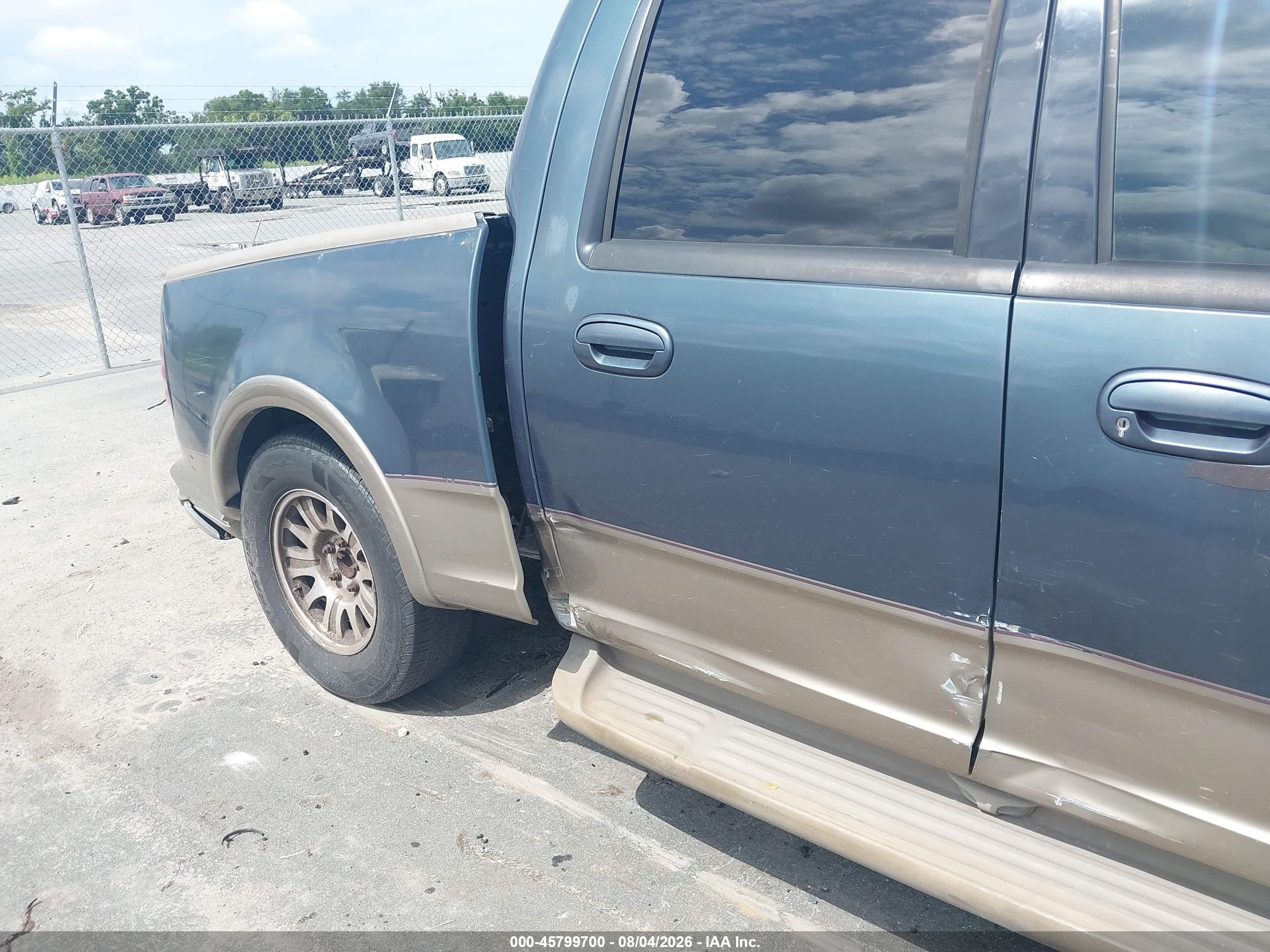 2001 Ford F-150 Harley-davidson Edition/king Ranch Edition/lariat/xlt Navy vin: 1FTRW07L11KF74005