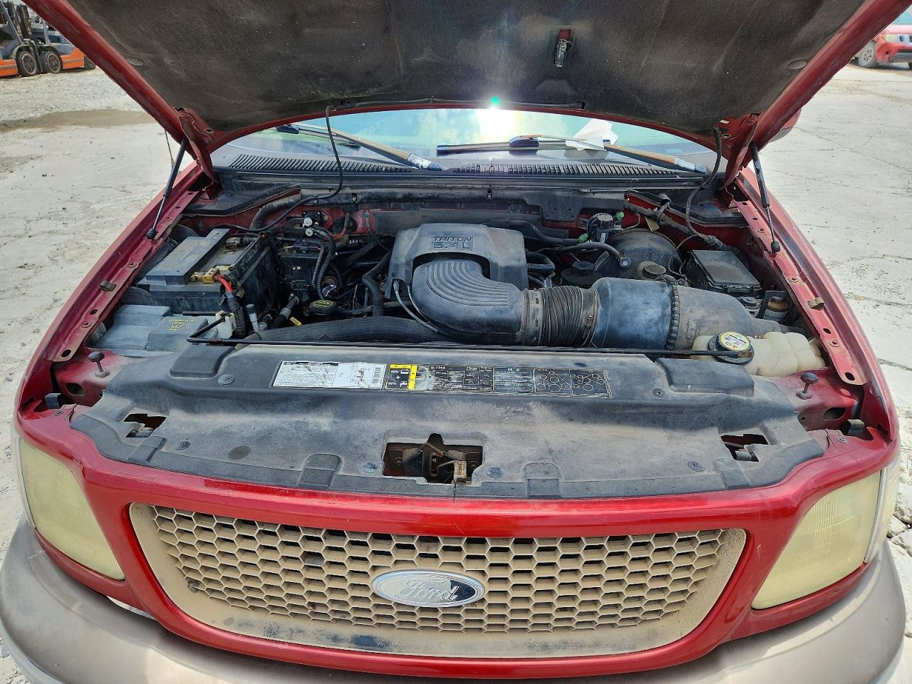 2002 Ford F150 Supercrew Red vin: 1FTRW07L12KE06835