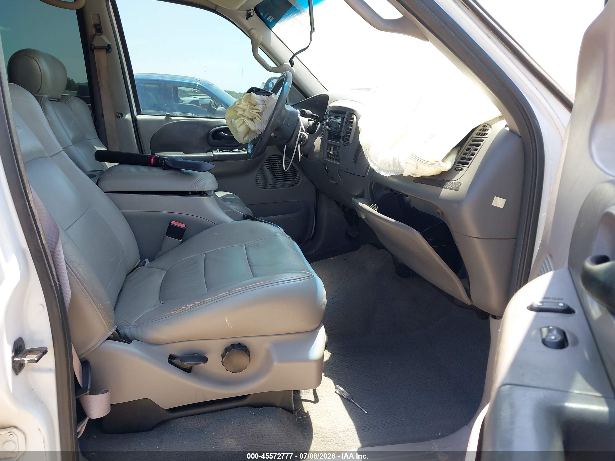 2002 Ford F-150 Lariat/xlt Белый vin: 1FTRW07L22KB41133