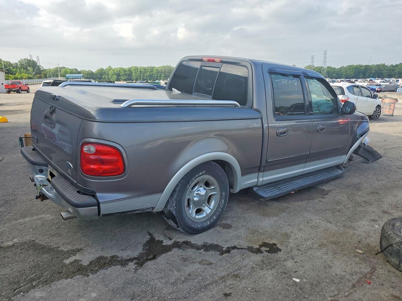 2002 Ford F150 Gray vin: 1FTRW07L22KB72480
