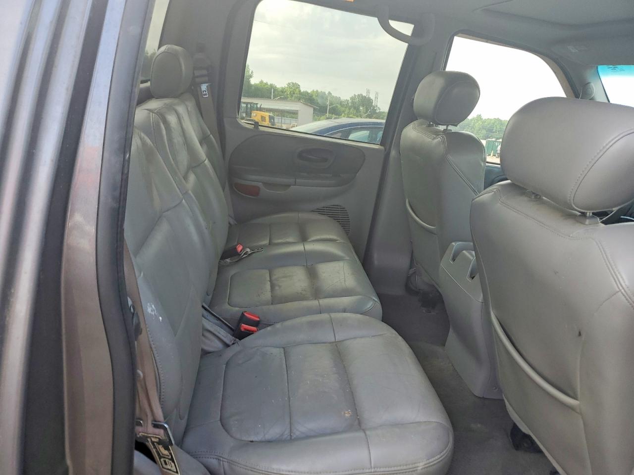 2002 Ford F150 Gray vin: 1FTRW07L22KB72480