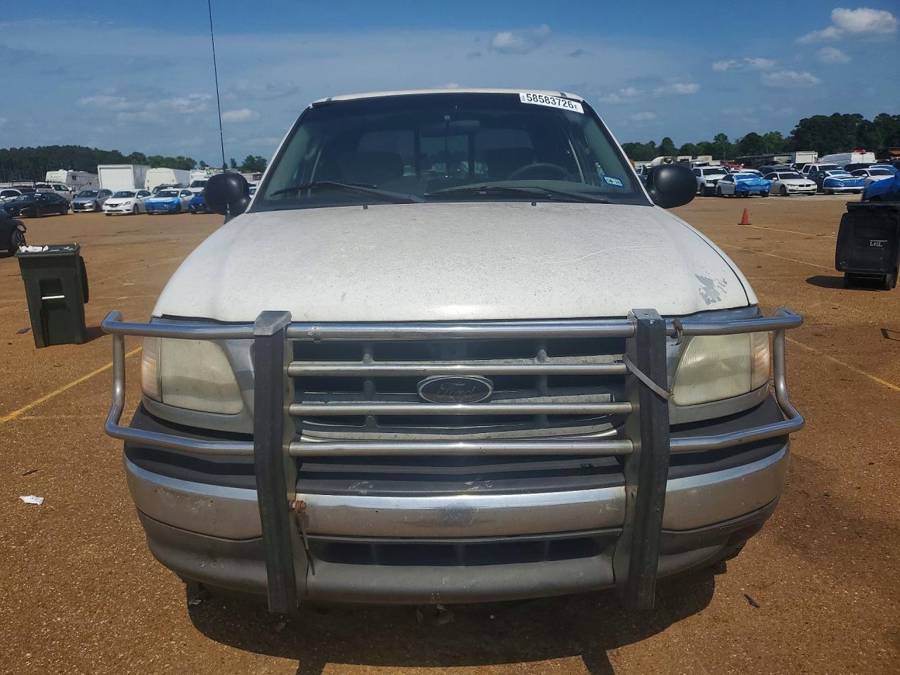 2003 Ford F150 Supercrew White vin: 1FTRW07L33KA66282