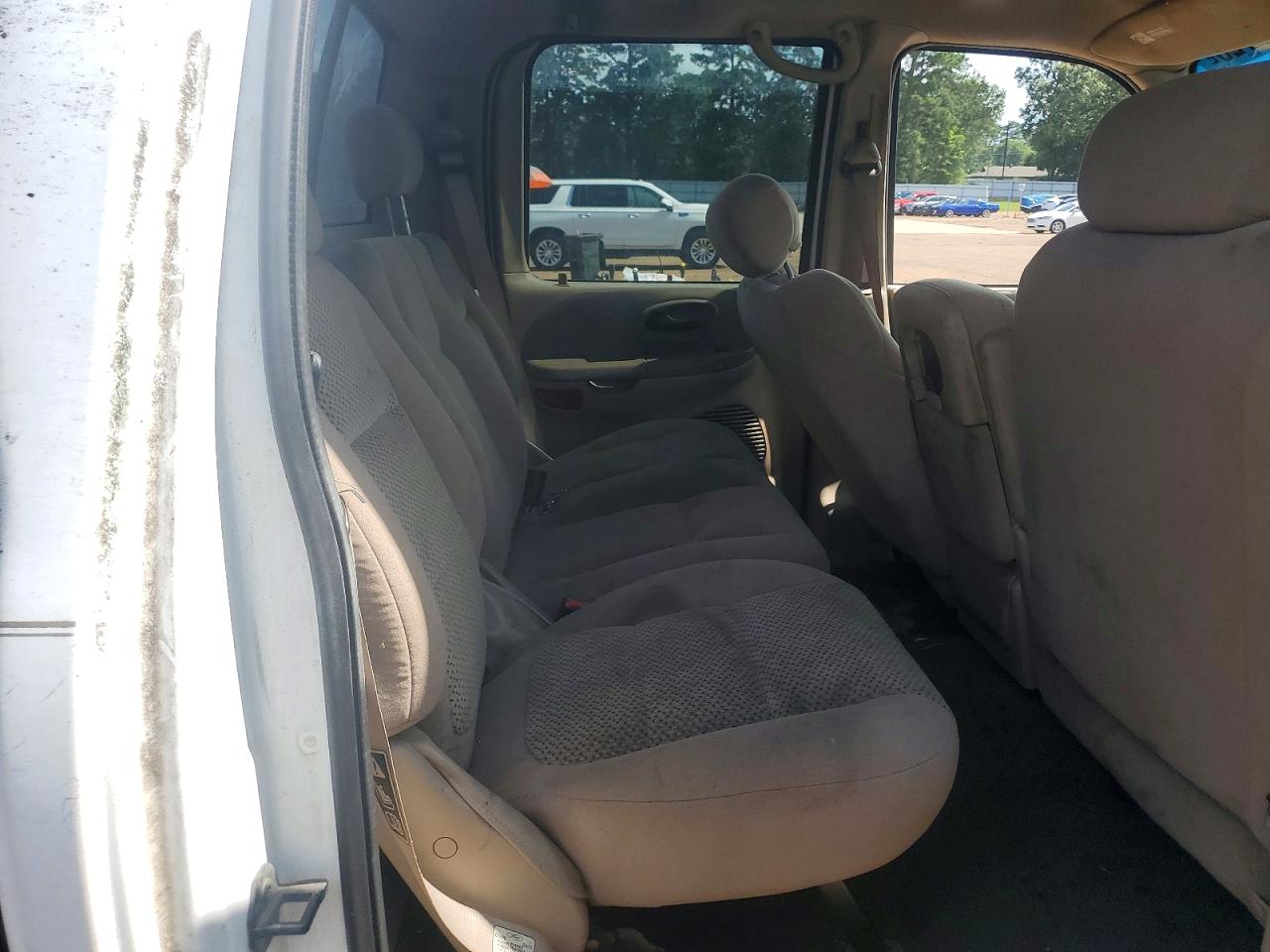 2003 Ford F150 Supercrew White vin: 1FTRW07L33KA66282