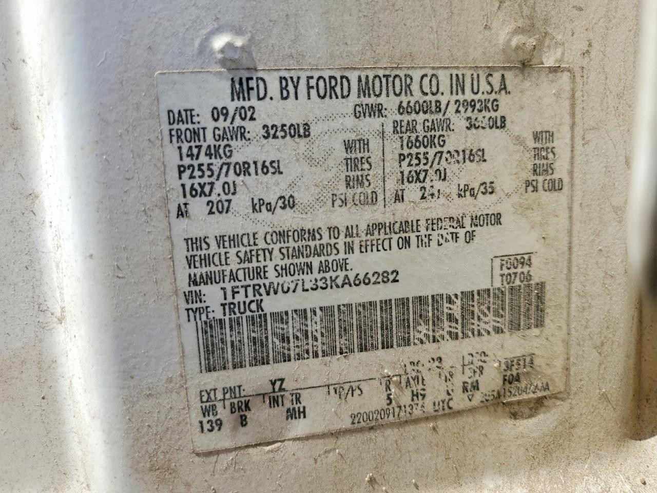 2003 Ford F150 Supercrew White vin: 1FTRW07L33KA66282
