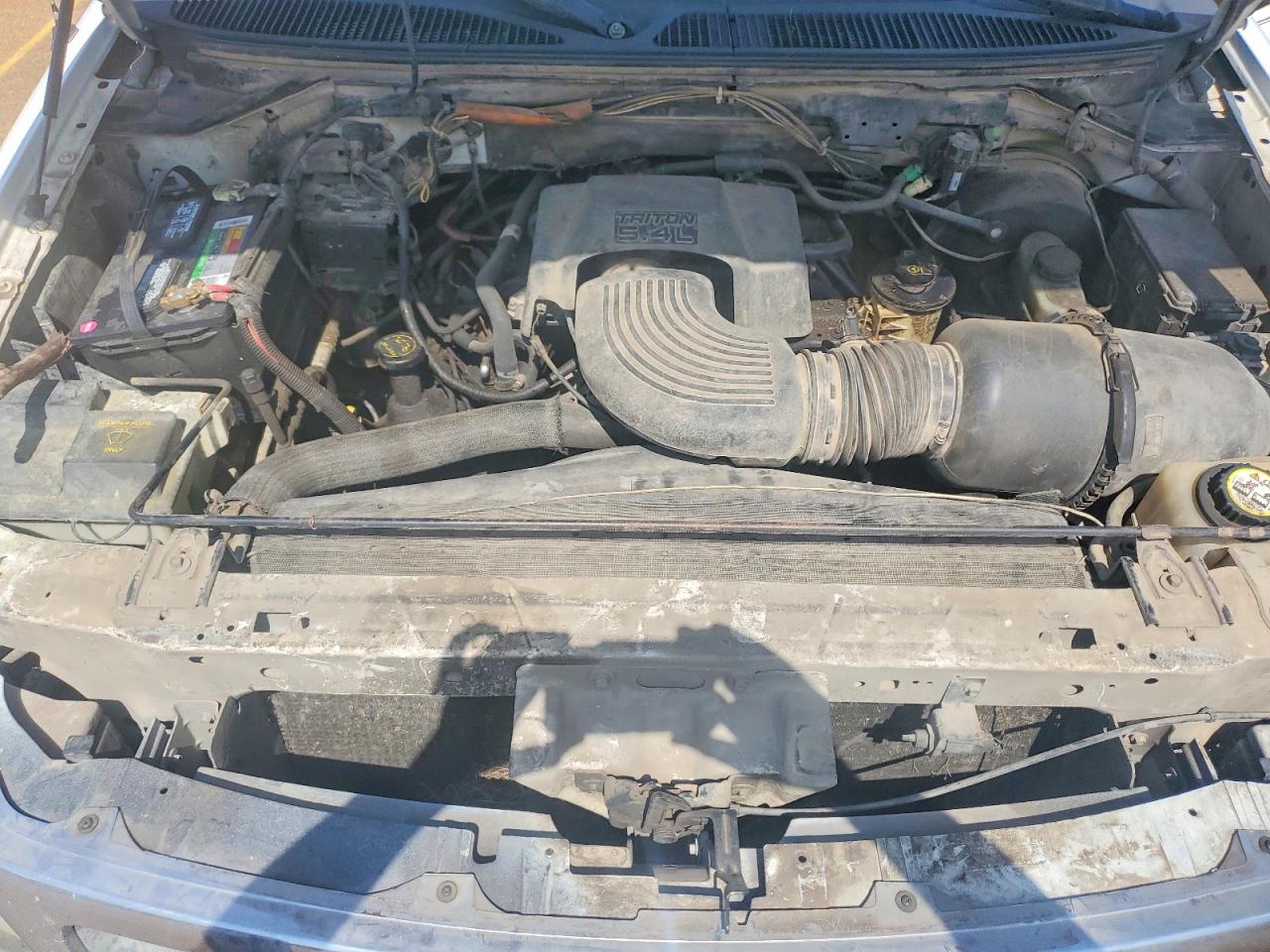 2003 Ford F150 Supercrew White vin: 1FTRW07L33KA66282
