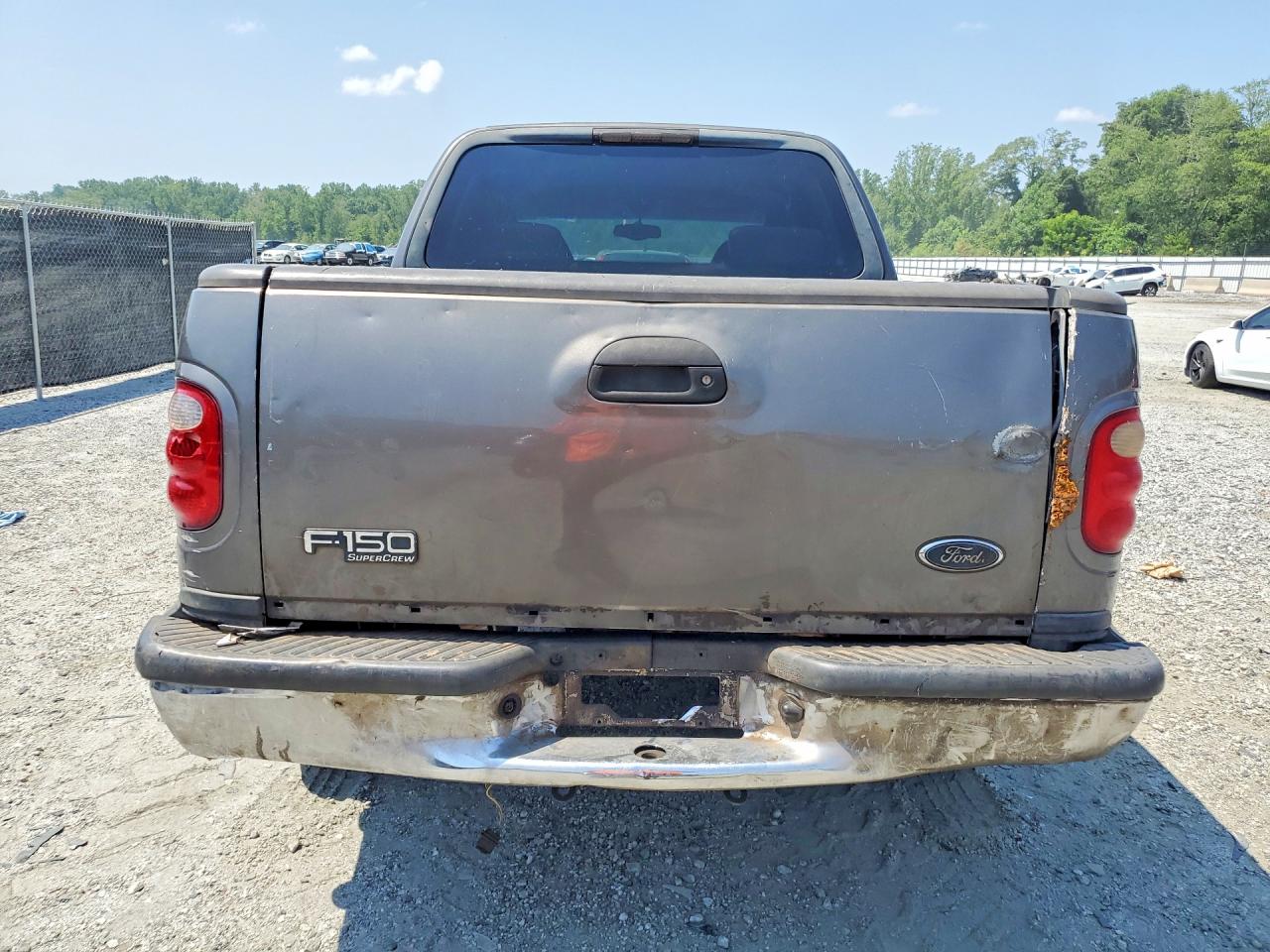 2002 Ford F150 Supercrew Gray vin: 1FTRW07L42KE24374