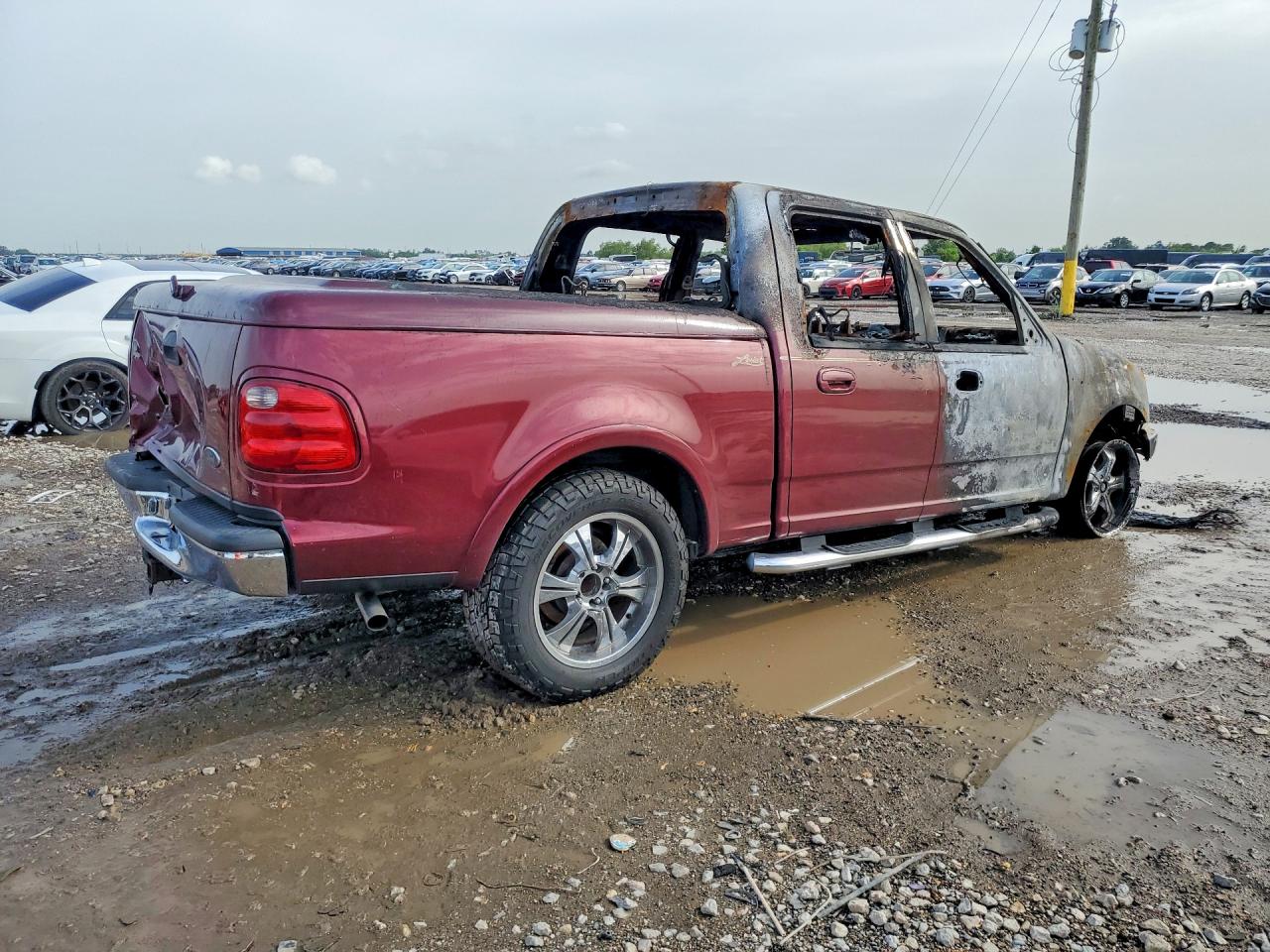 2003 Ford F150 Supercrew Maroon vin: 1FTRW07L53KA16564