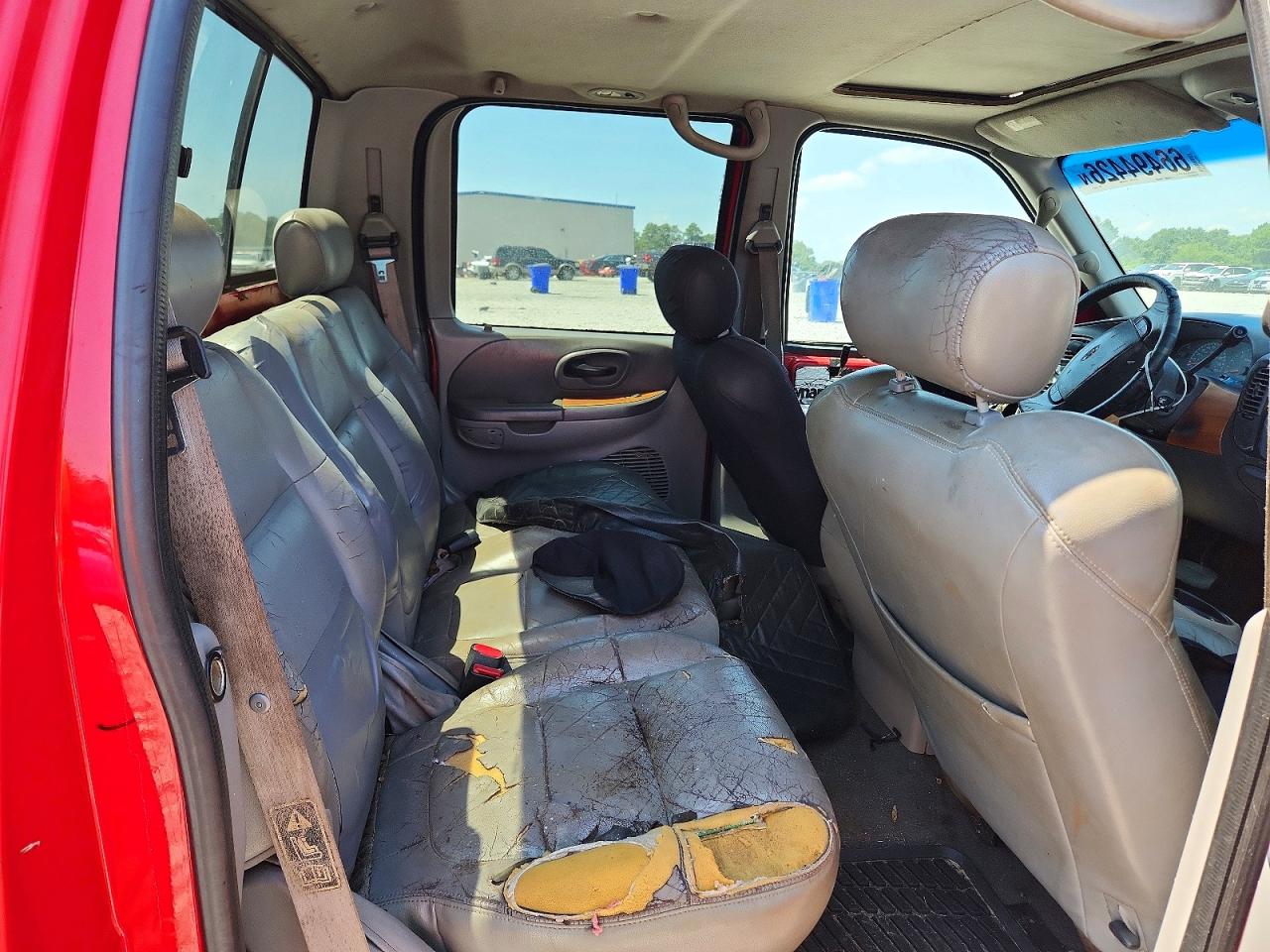 2001 Ford F150 Supercrew Red vin: 1FTRW07L81KA08925