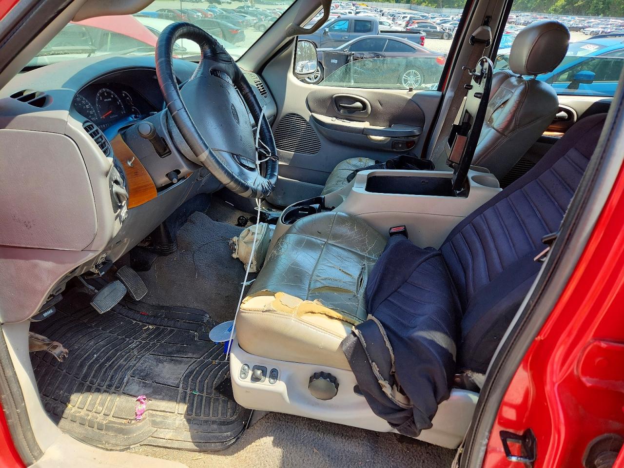 2001 Ford F150 Supercrew Red vin: 1FTRW07L81KA08925