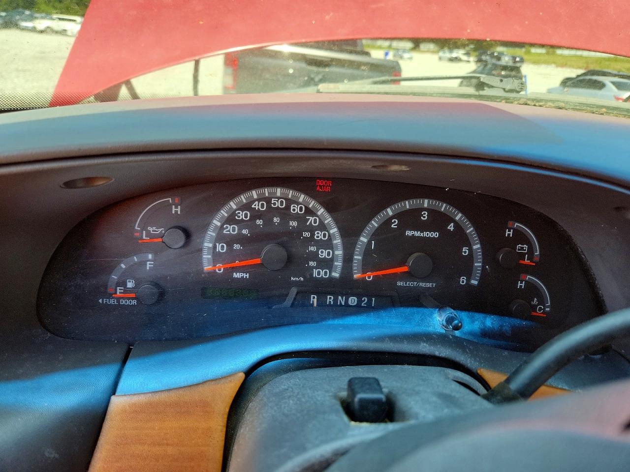 2001 Ford F150 Supercrew Red vin: 1FTRW07L81KA08925
