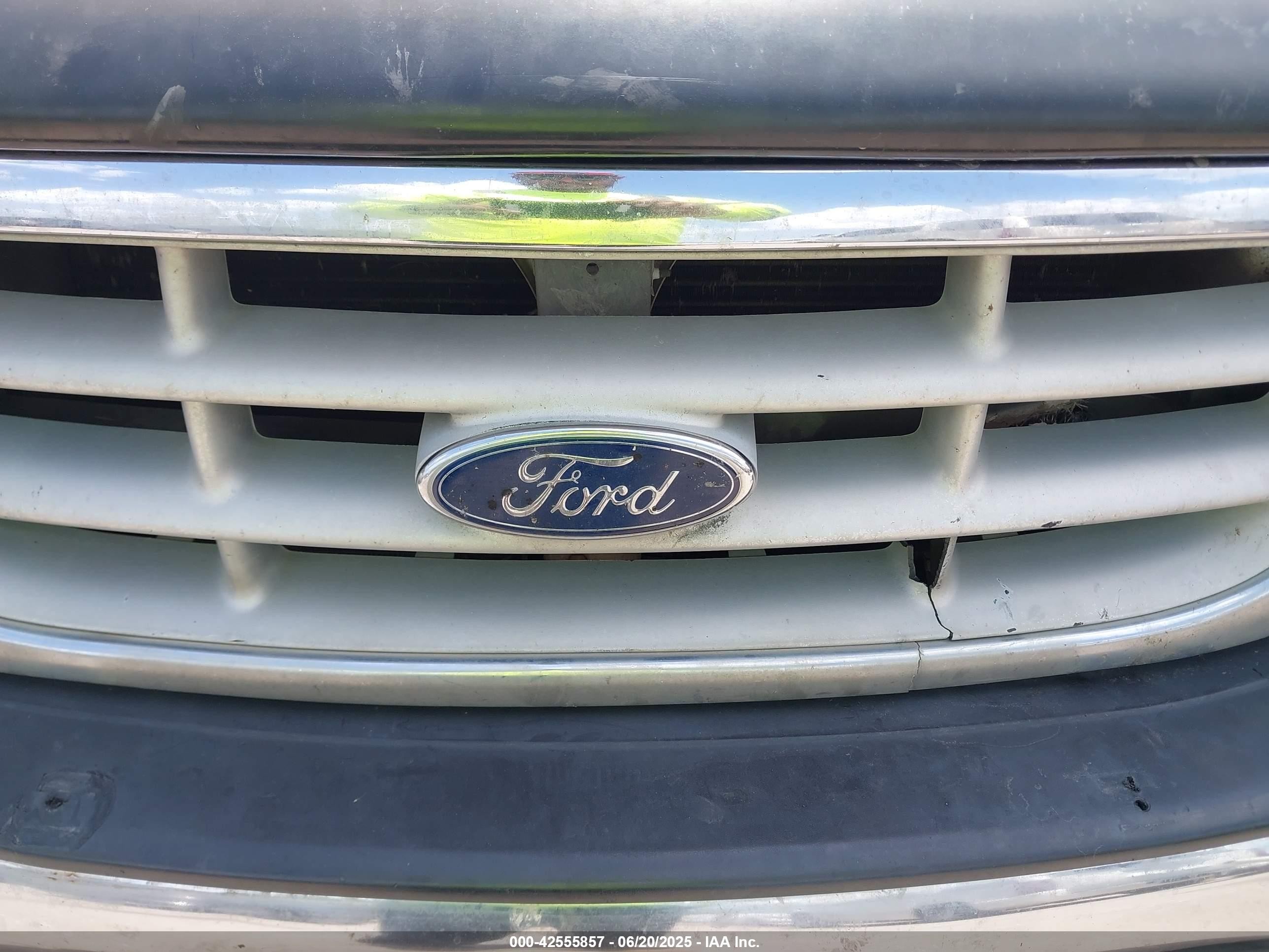 2001 Ford F-150 Supercrew Harley-davidson Edition/king Ranch Edition/lariat/xlt White vin: 1FTRW07L81KA43738