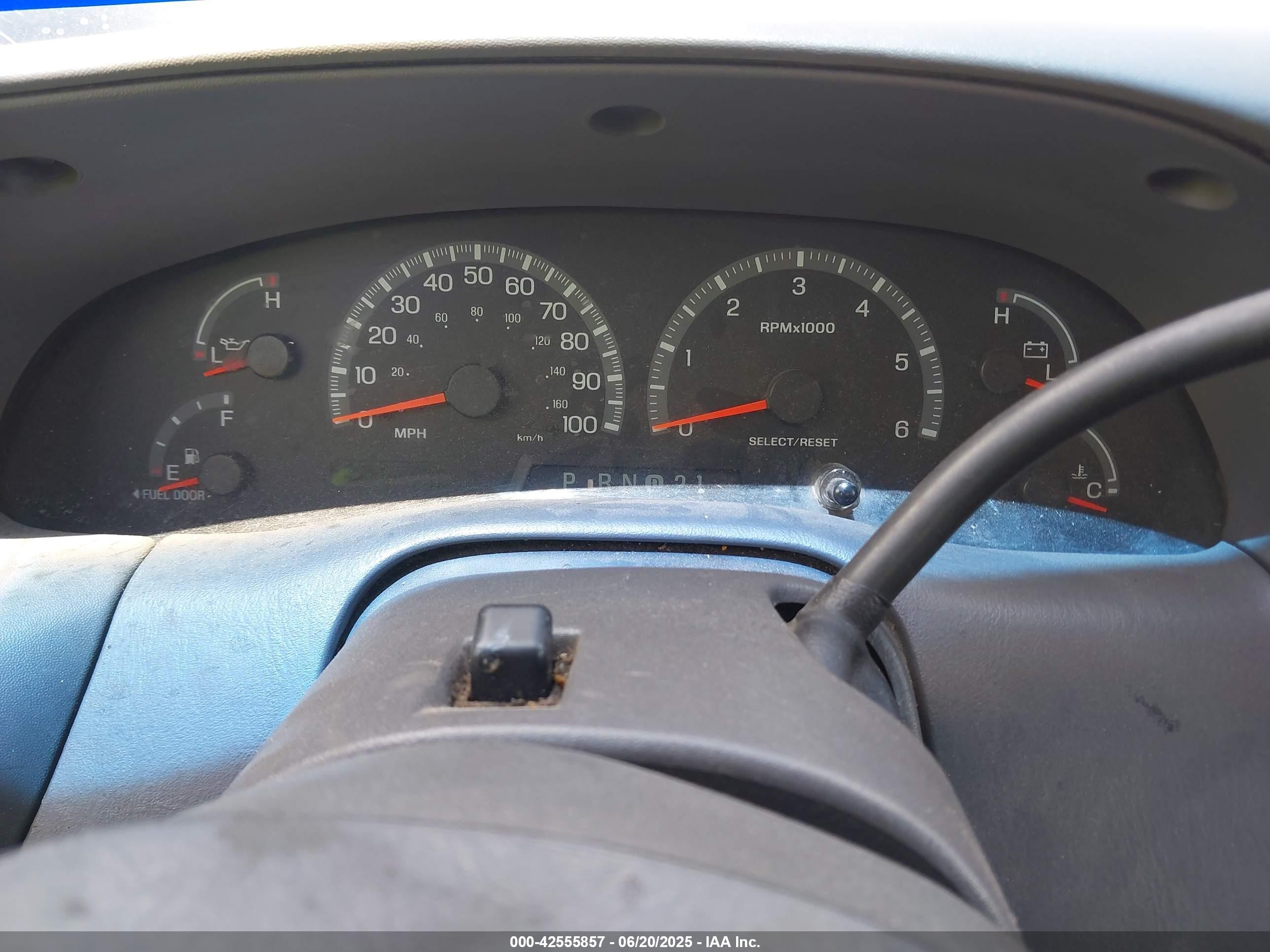2001 Ford F-150 Supercrew Harley-davidson Edition/king Ranch Edition/lariat/xlt White vin: 1FTRW07L81KA43738
