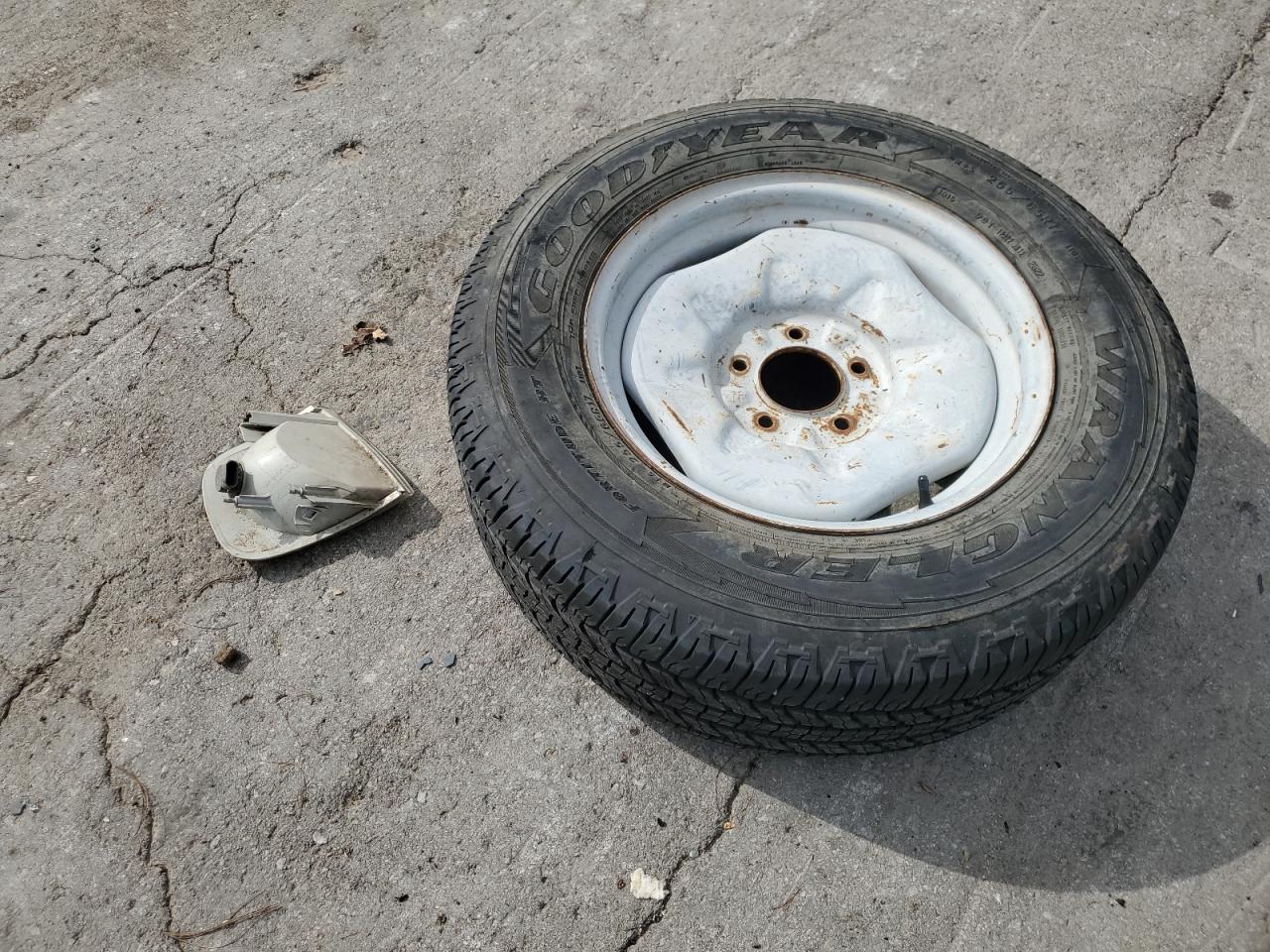 2001 Ford F150 Supercrew Gray vin: 1FTRW07L91KB68554