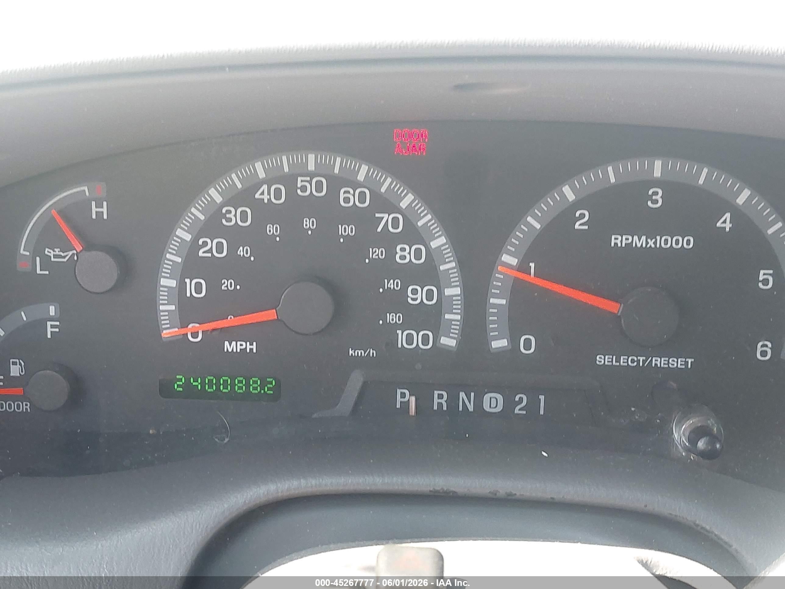 2001 Ford F-150 Harley-davidson Edition/king Ranch Edition/lariat/xlt White vin: 1FTRW07L91KC63048