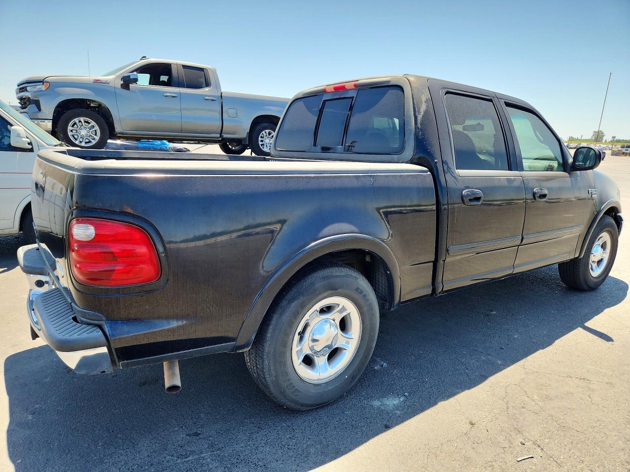 2001 Ford F150 Supercrew Black vin: 1FTRW07L91KE67297