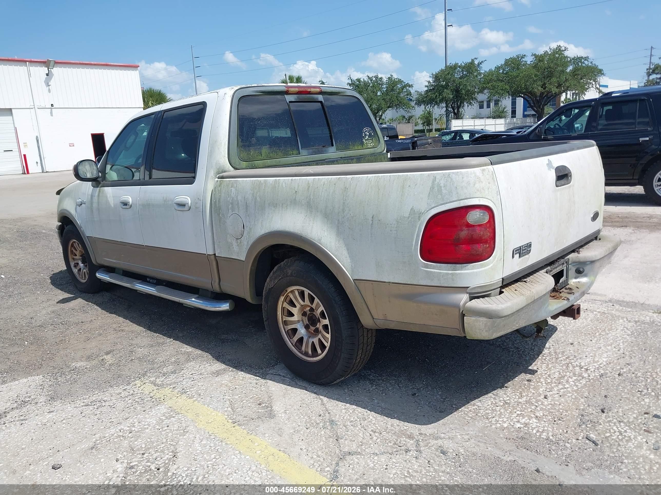 2003 Ford F-150 Lariat/xlt White vin: 1FTRW07L93KA57957
