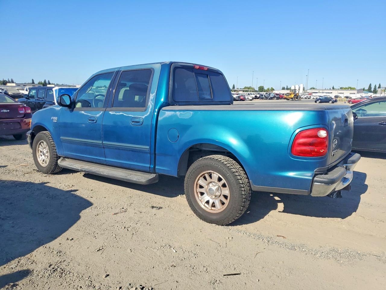 2001 Ford F150 Supercrew Green vin: 1FTRW07LX1KB97075