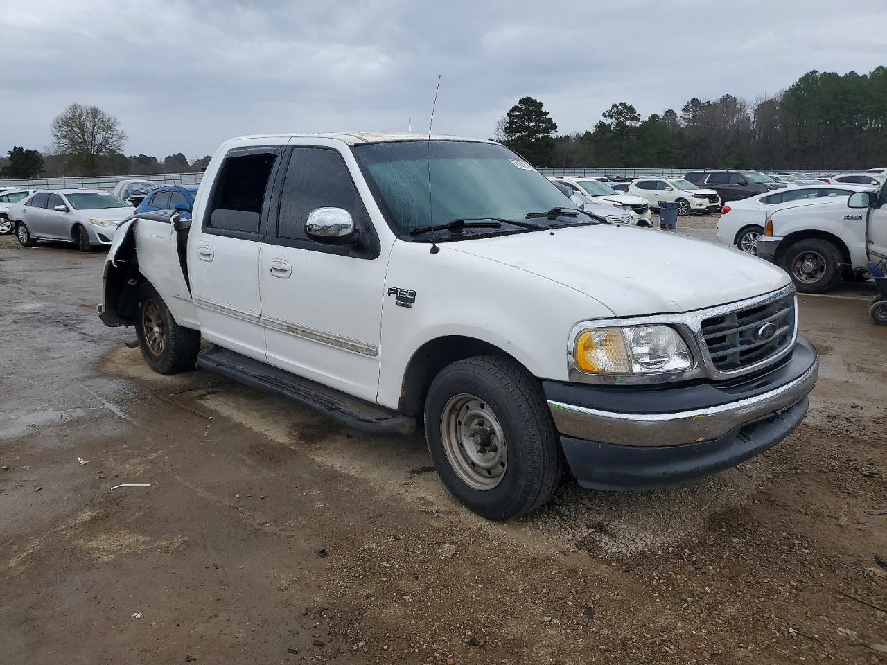 2001 Ford F150 Supercrew White vin: 1FTRW07LX1KC30687