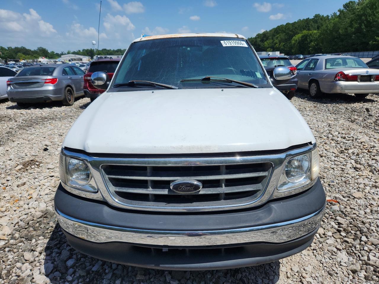 2001 Ford F150 Supercrew White vin: 1FTRW07LX1KC30687