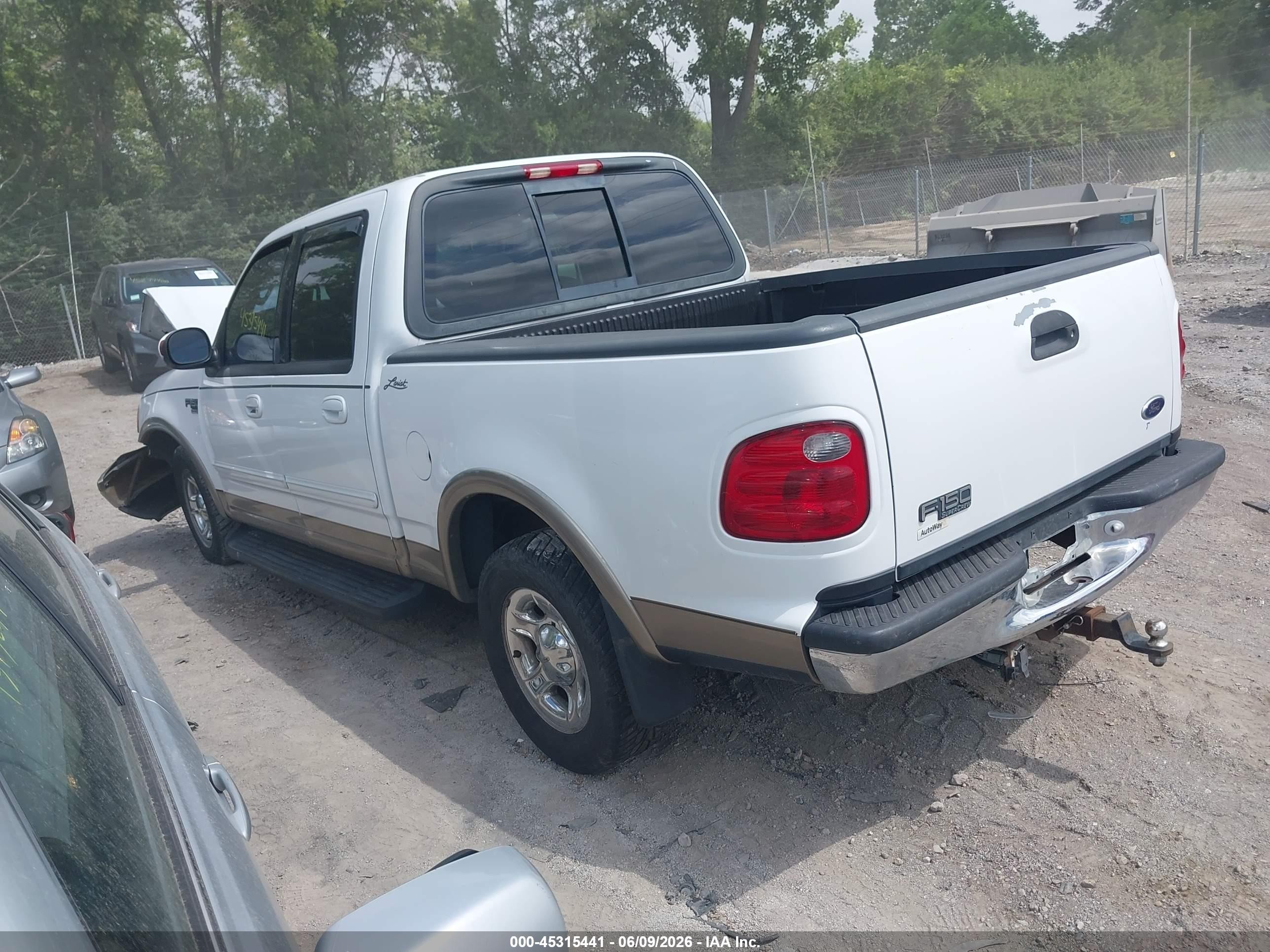 2002 Ford F-150 Lariat/xlt White vin: 1FTRW07LX2KC06794