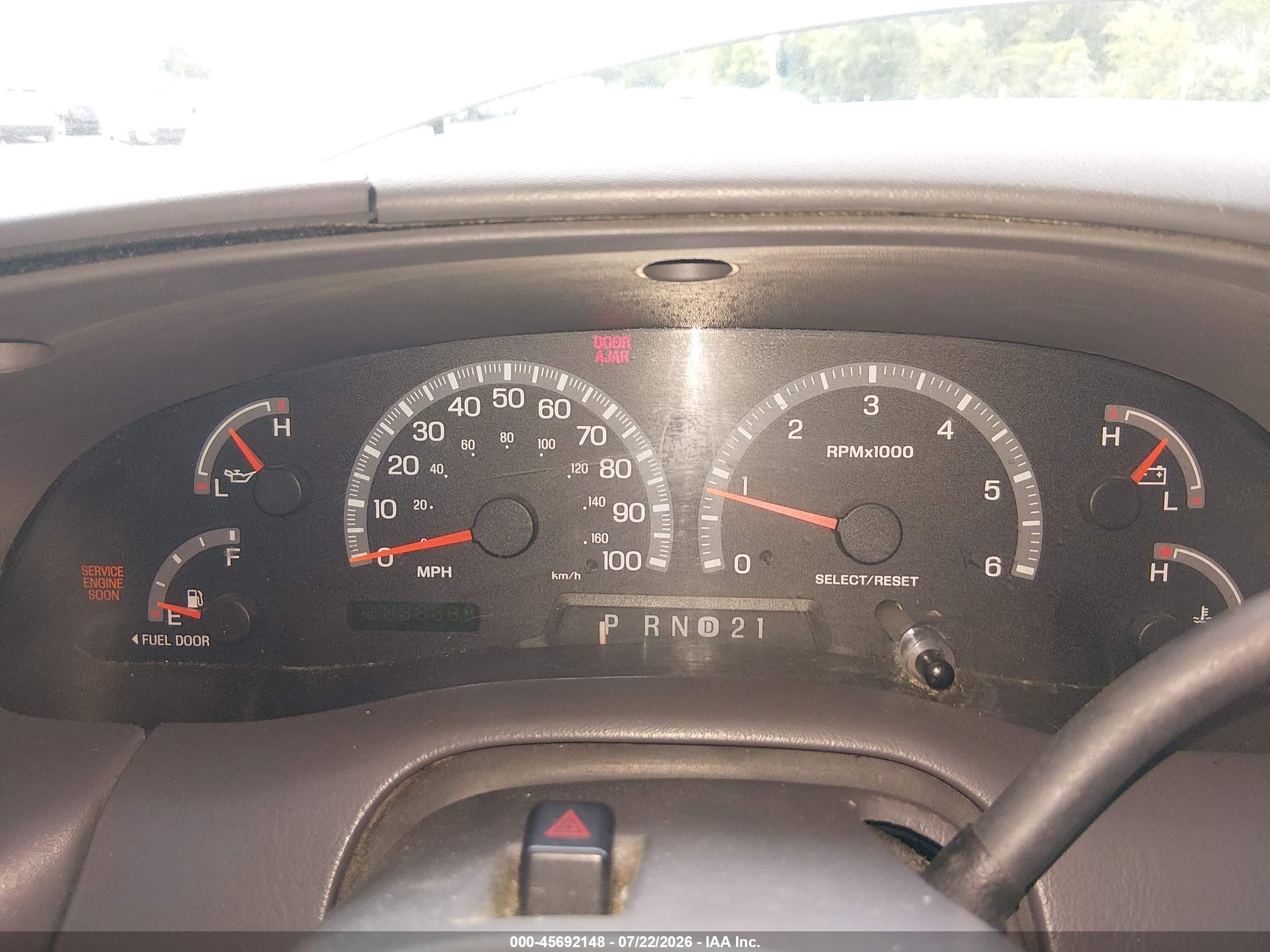 2001 Ford F-150 Harley-davidson Edition/king Ranch Edition/lariat/xlt White vin: 1FTRW07W41KA76004