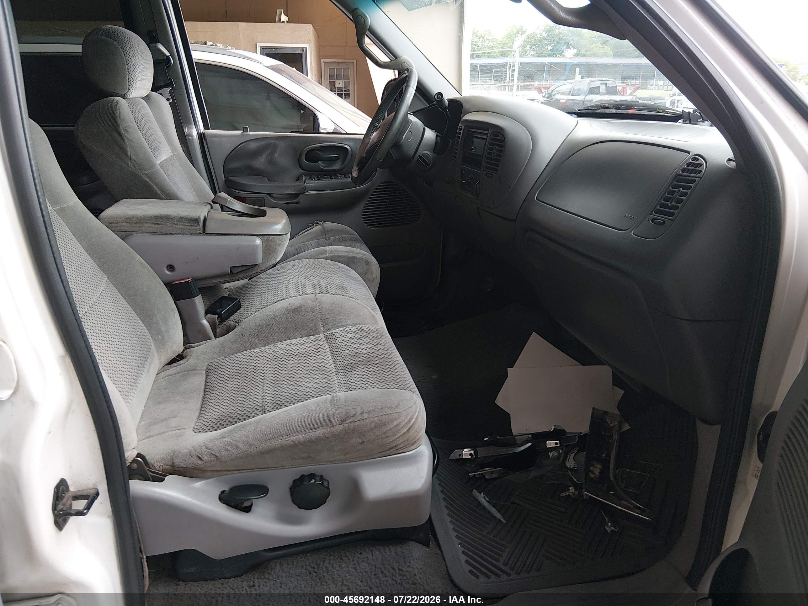 2001 Ford F-150 Harley-davidson Edition/king Ranch Edition/lariat/xlt White vin: 1FTRW07W41KA76004