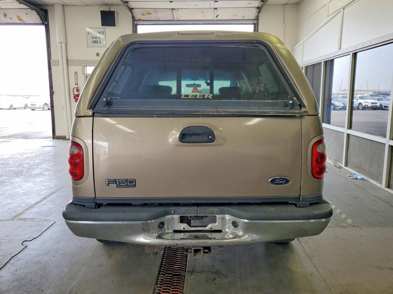 2003 Ford F150 Supercrew Tan vin: 1FTRW08623KC23373