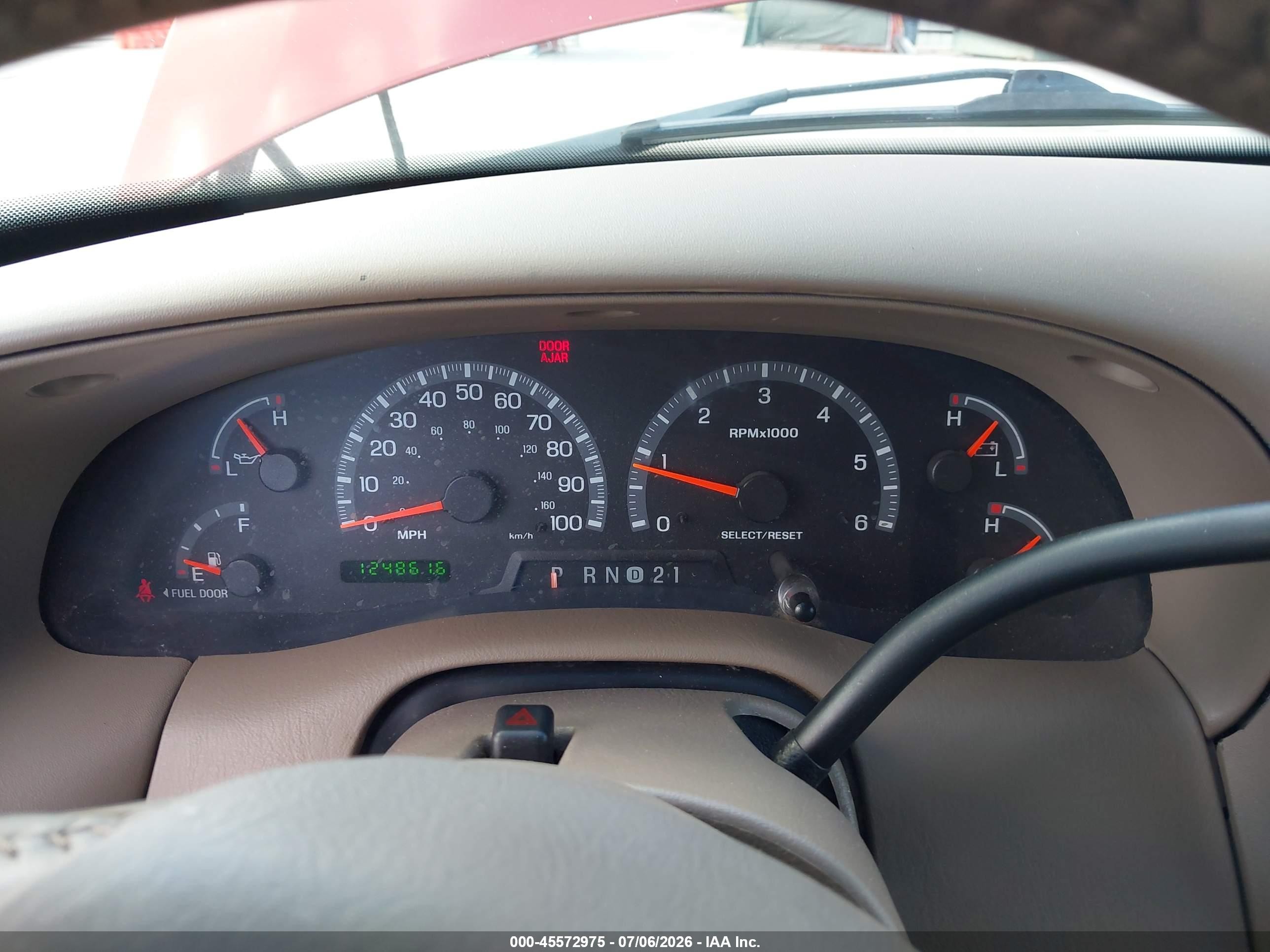 2002 Ford F-150 Lariat/xlt Red vin: 1FTRW08632KC44344