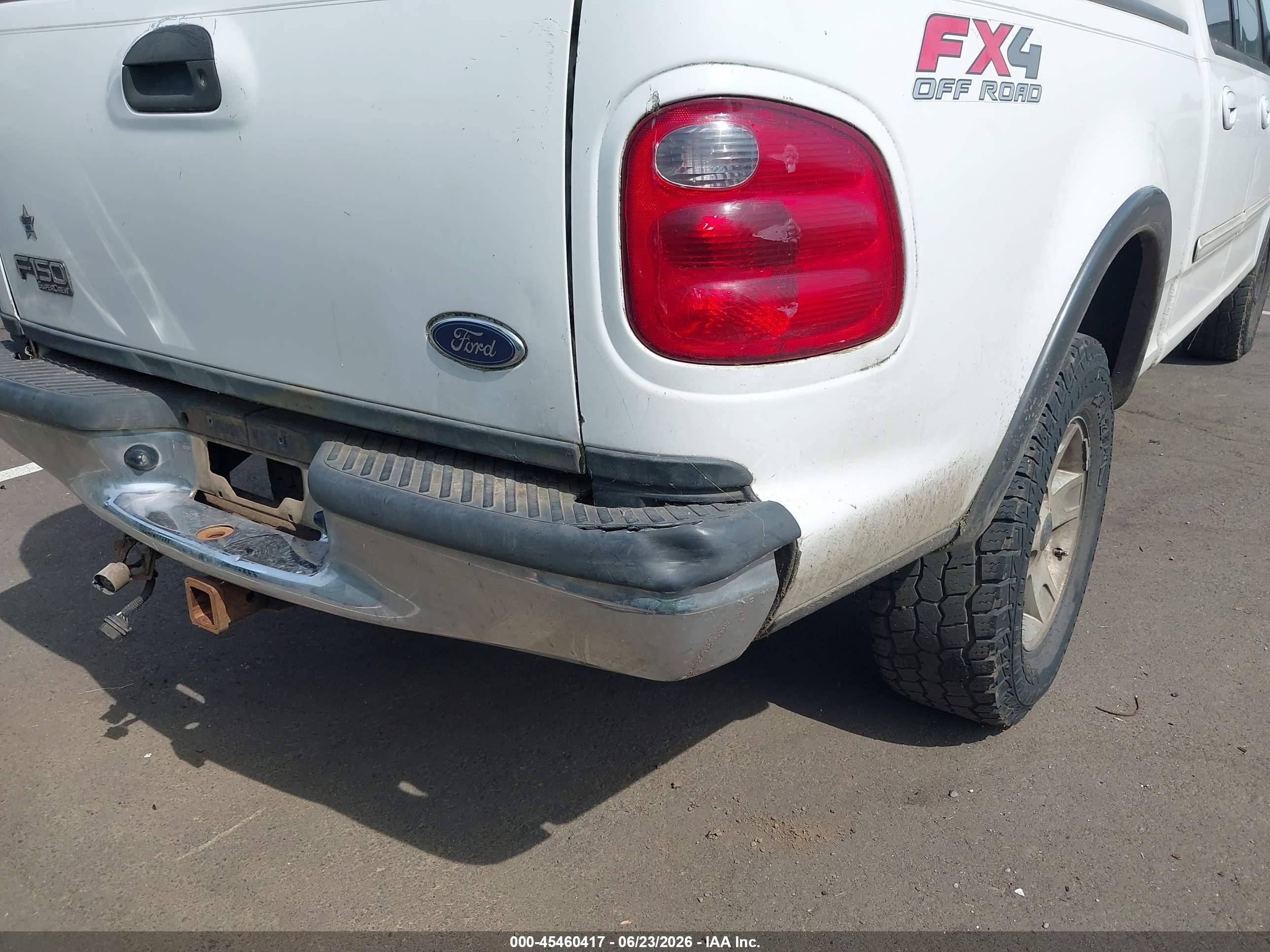 2003 Ford F-150 Lariat/xlt White vin: 1FTRW08693KC93355