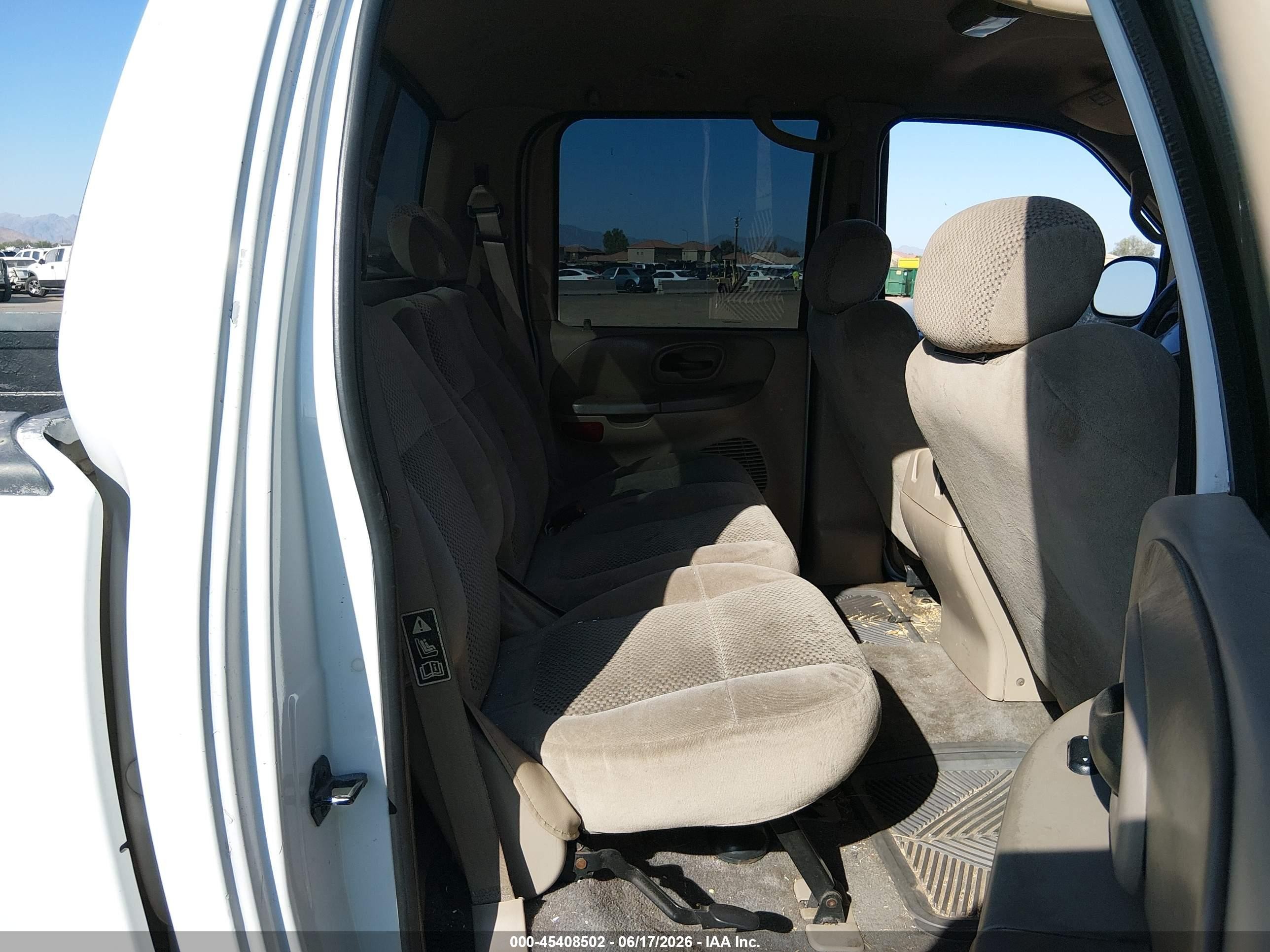 2001 Ford F-150 King Ranch Edition/lariat/xlt White vin: 1FTRW08L01KF49479