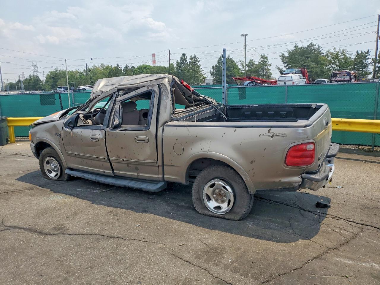 2002 Ford F150 Supercrew Tan vin: 1FTRW08L02KB62755