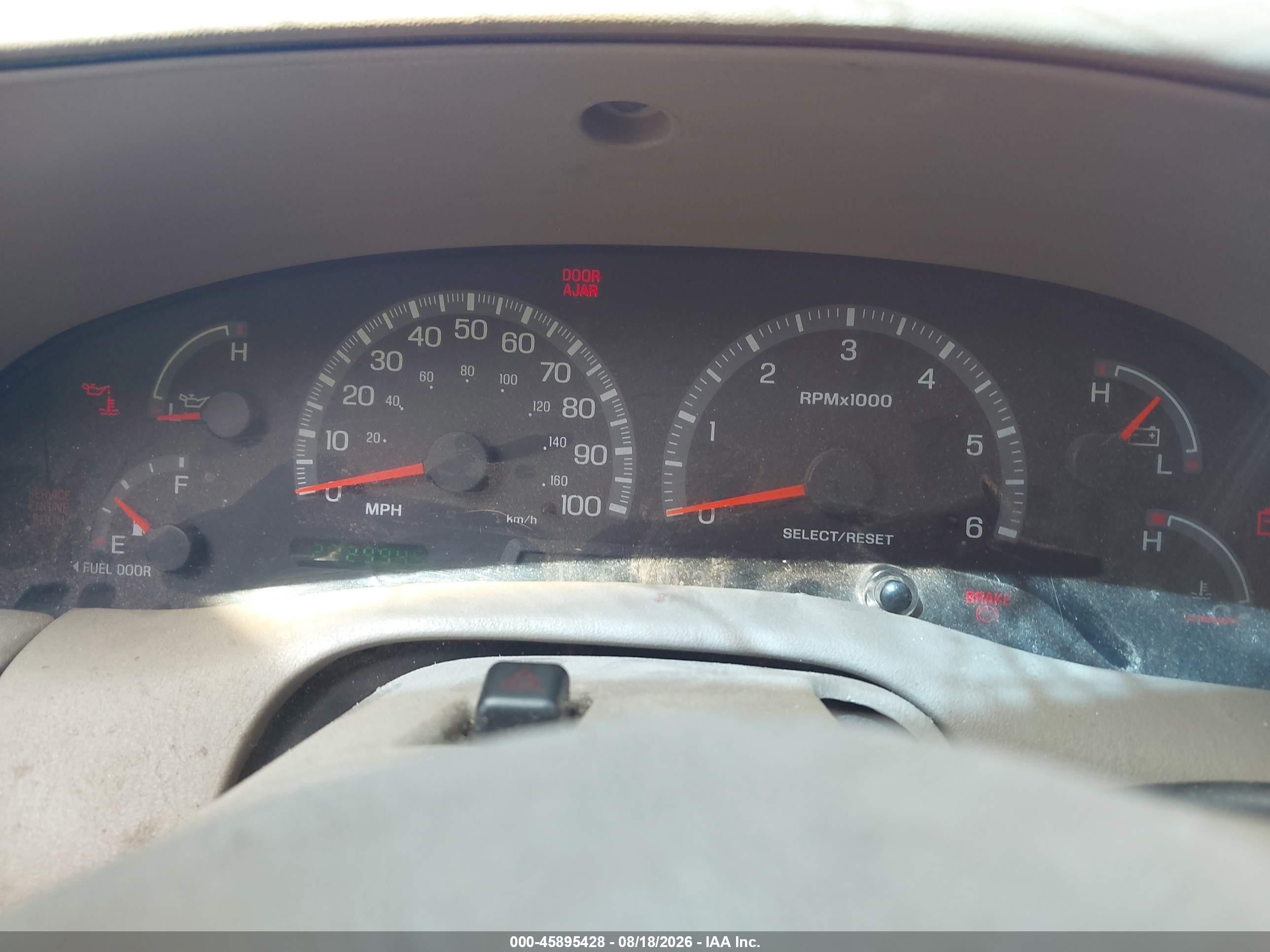 2003 Ford F-150 Lariat/xlt Red vin: 1FTRW08L03KA27227