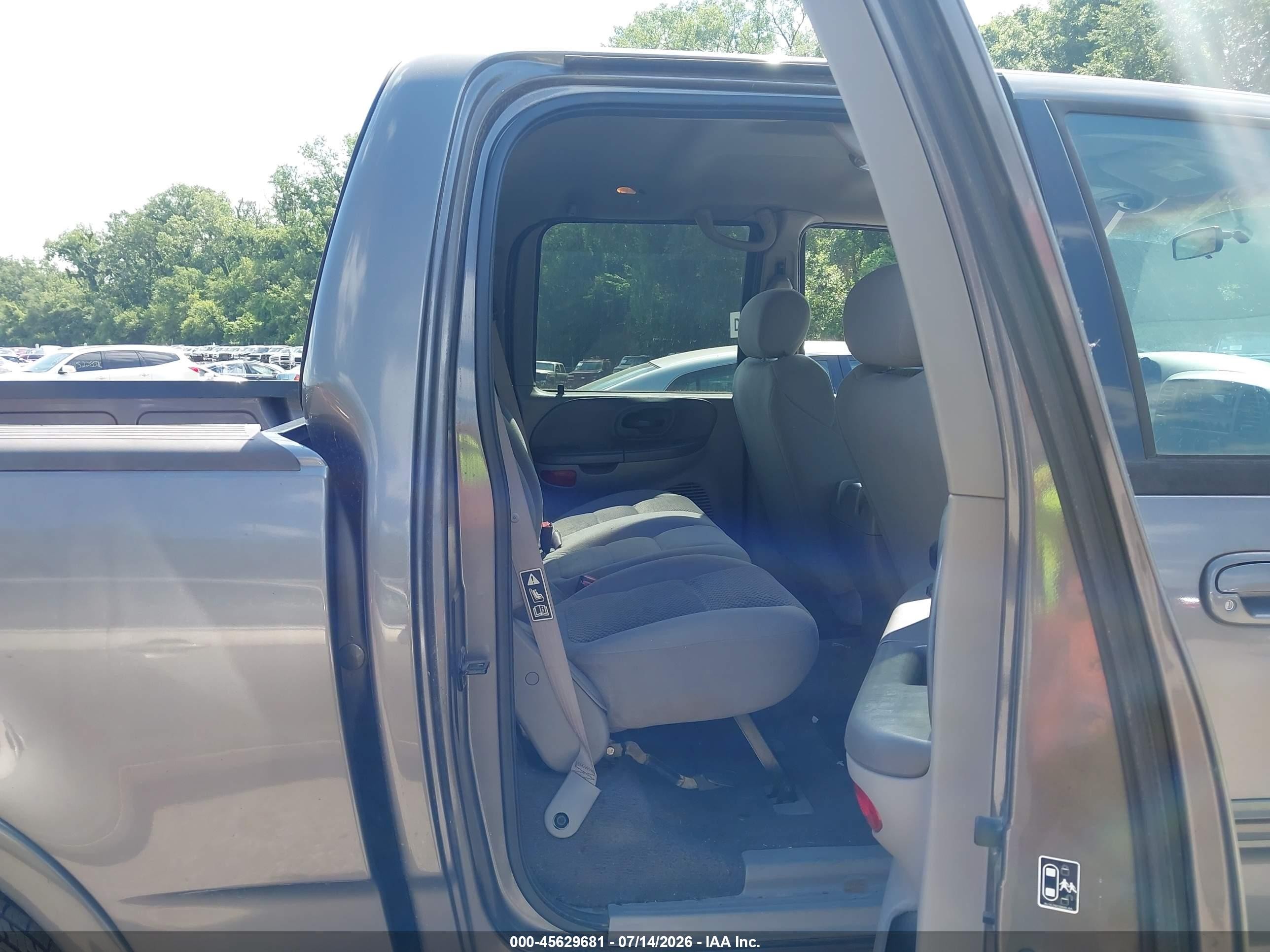 2003 Ford F-150 Lariat/xlt Gray vin: 1FTRW08L03KC21157