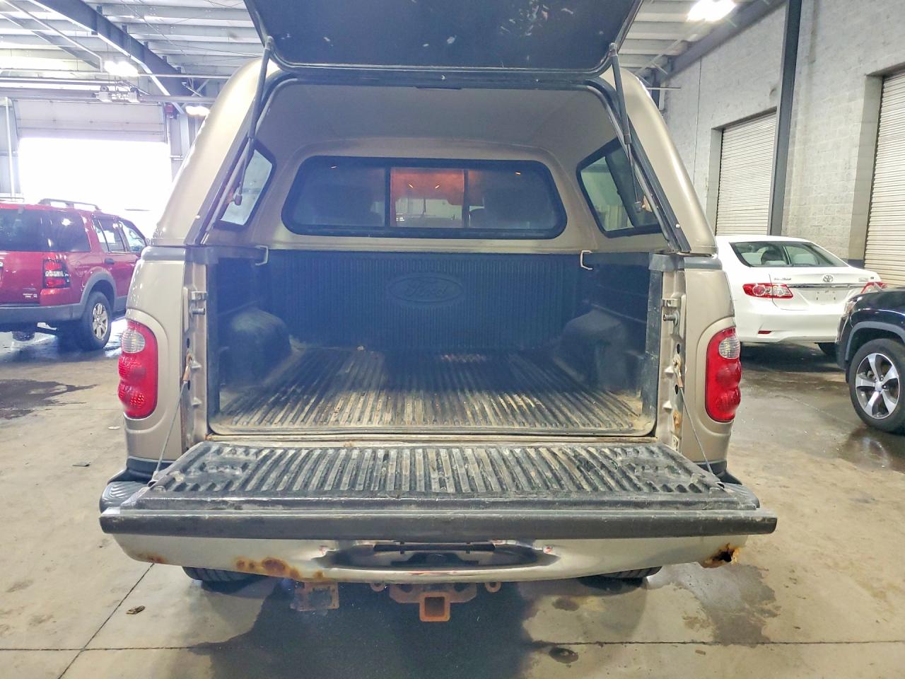 2003 Ford F150 Supercrew Tan vin: 1FTRW08L03KD72158