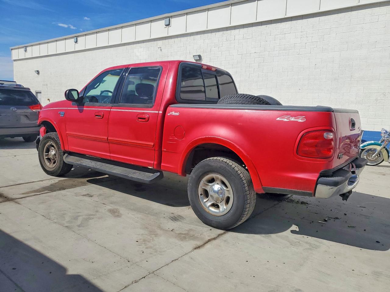 2001 Ford F150 Supercrew Red vin: 1FTRW08L11KA91709