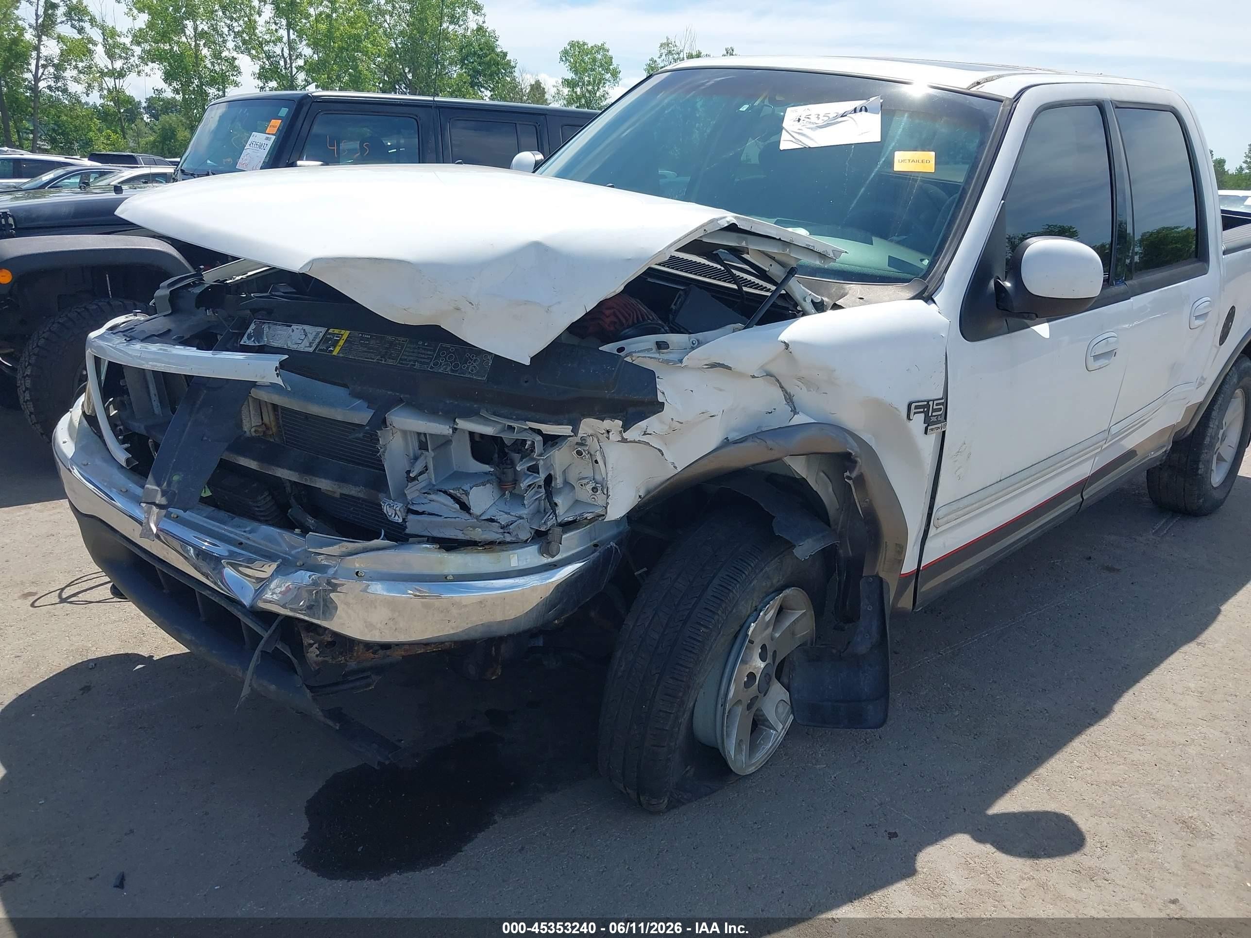 2002 Ford F-150 Lariat/xlt Белый vin: 1FTRW08L12KD37742