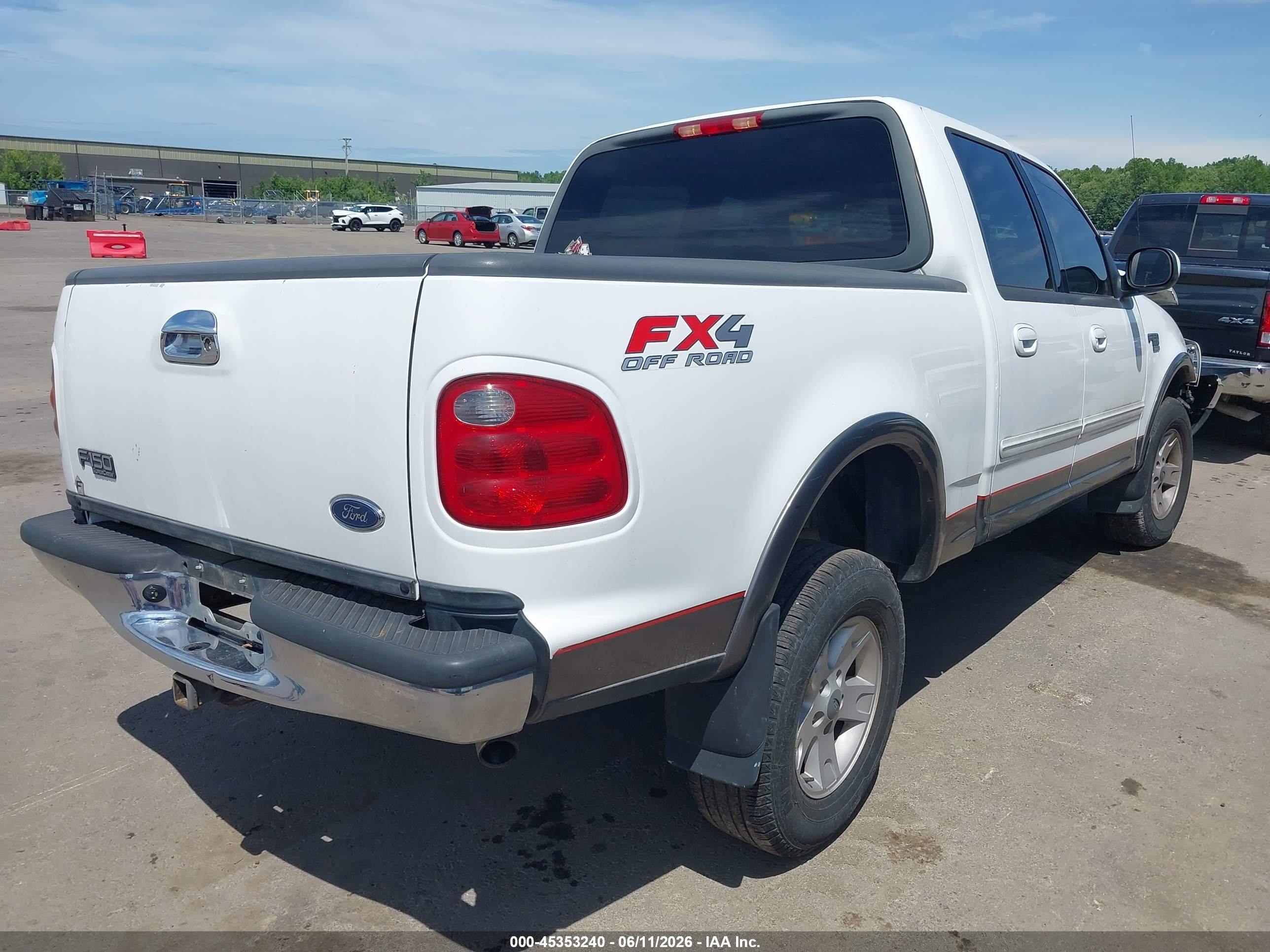 2002 Ford F-150 Lariat/xlt Белый vin: 1FTRW08L12KD37742